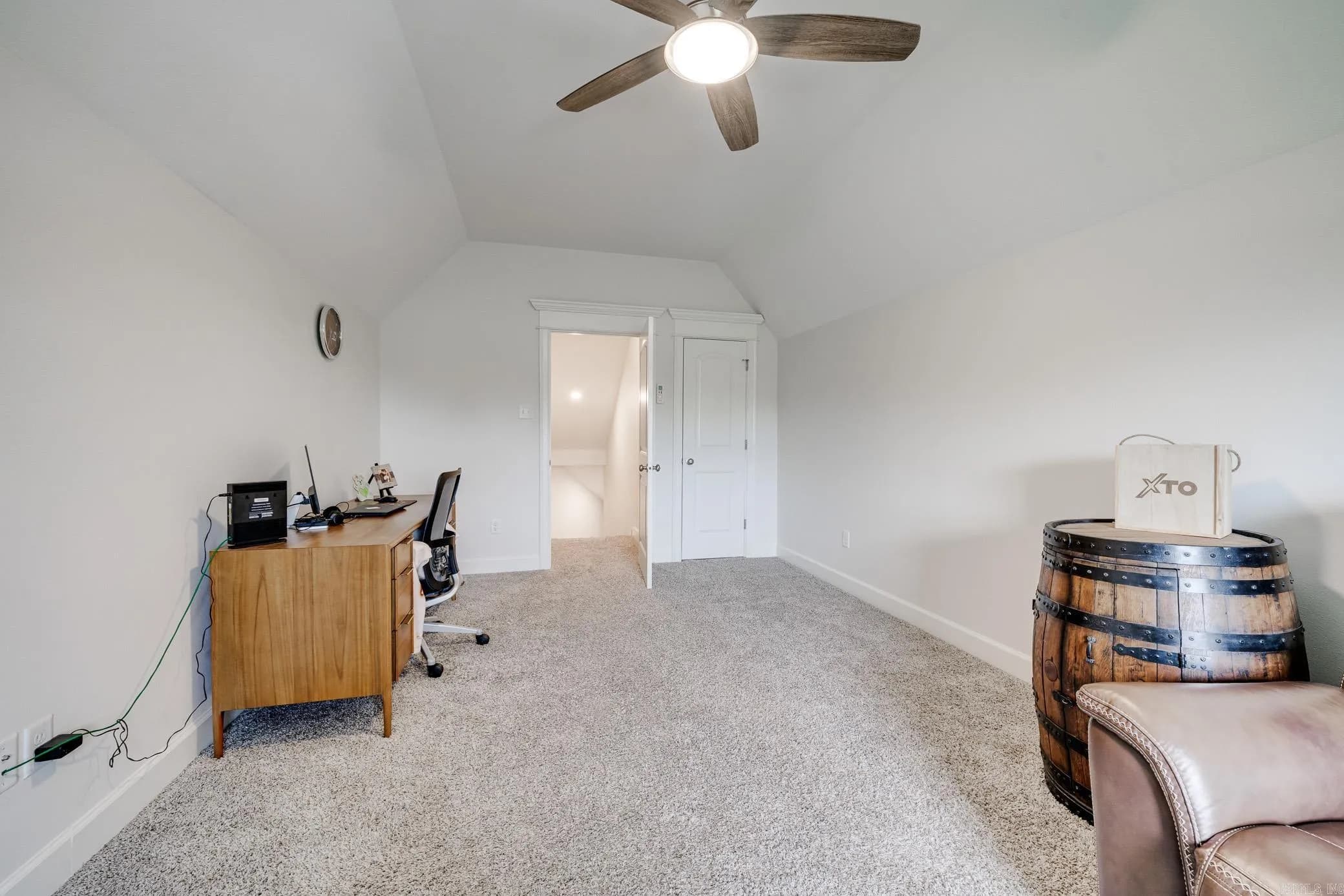 Property at 26  Win meadow - Image 28