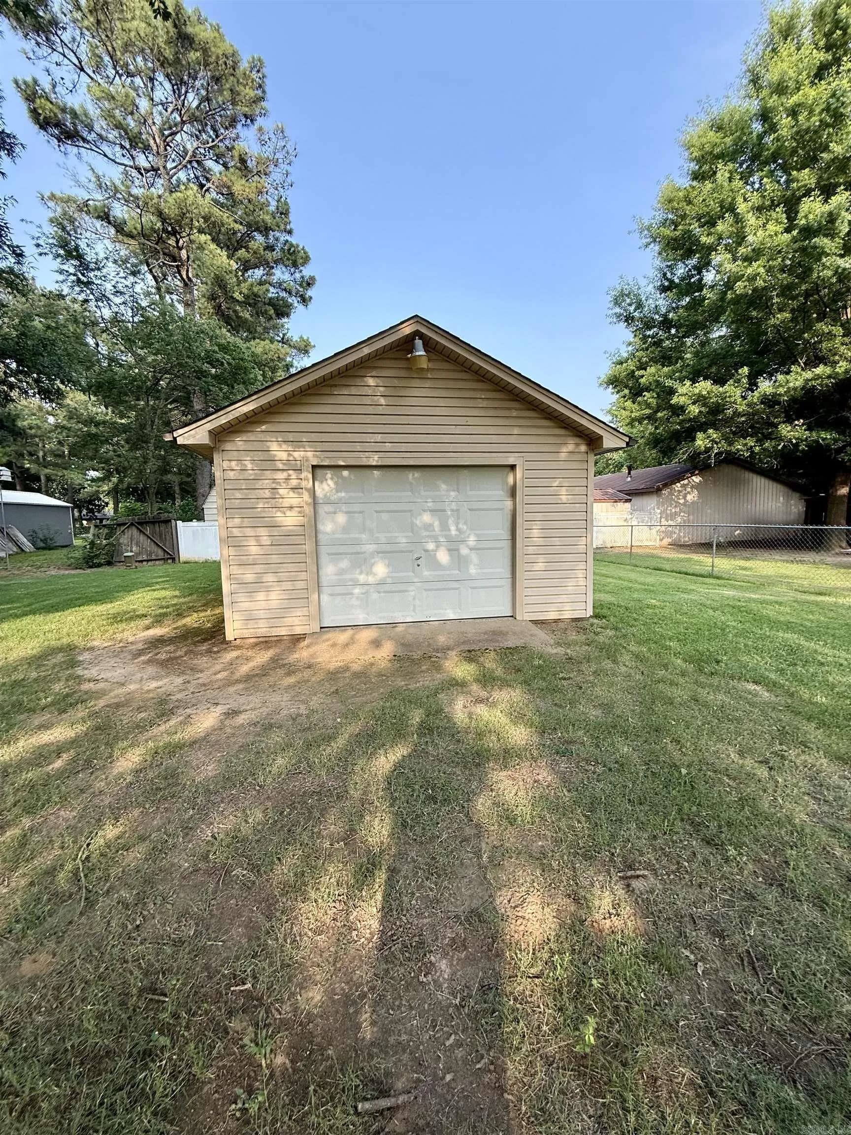 Property at 33  Windfield - Image 35