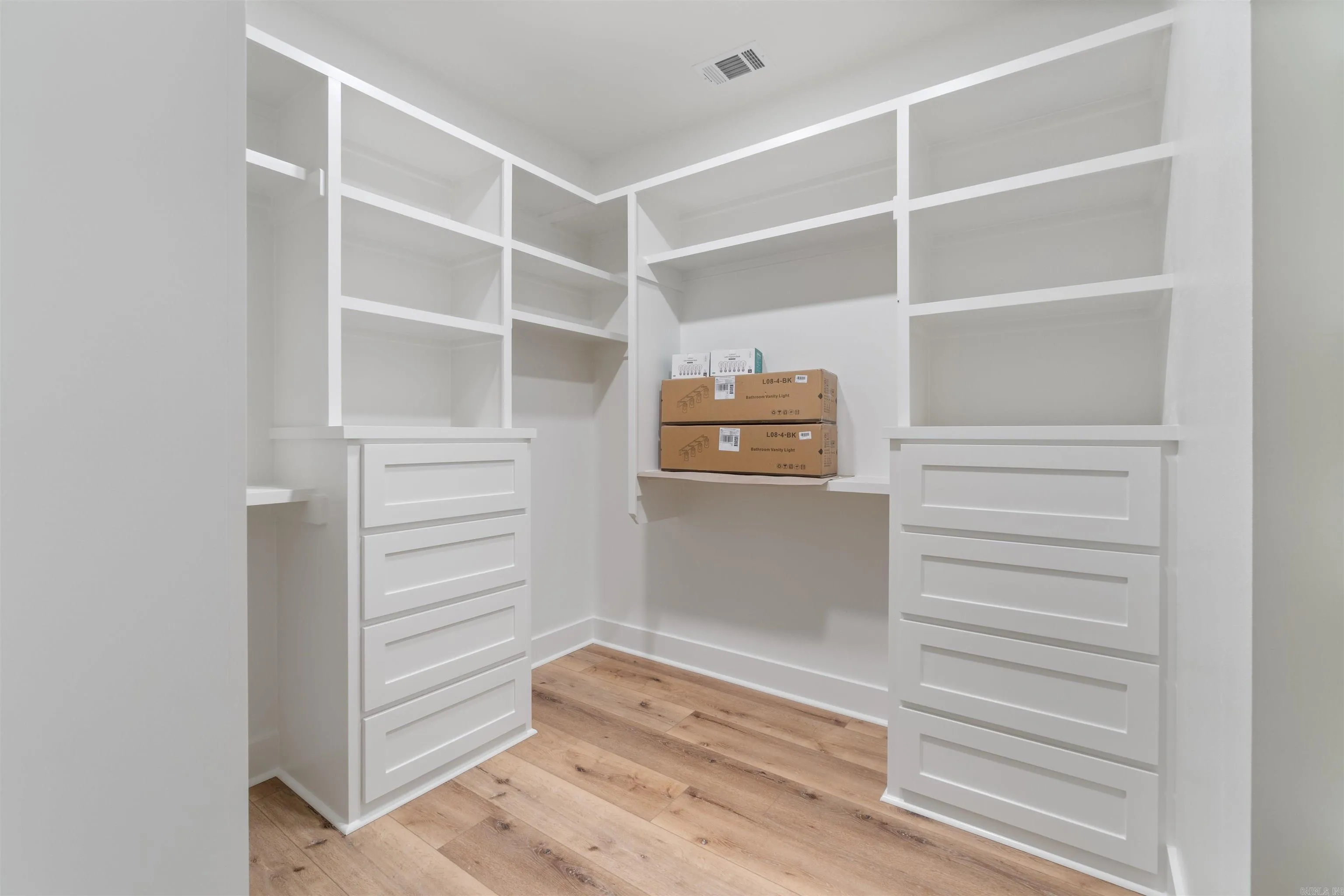 Property at 27  Dandelion - Image 18