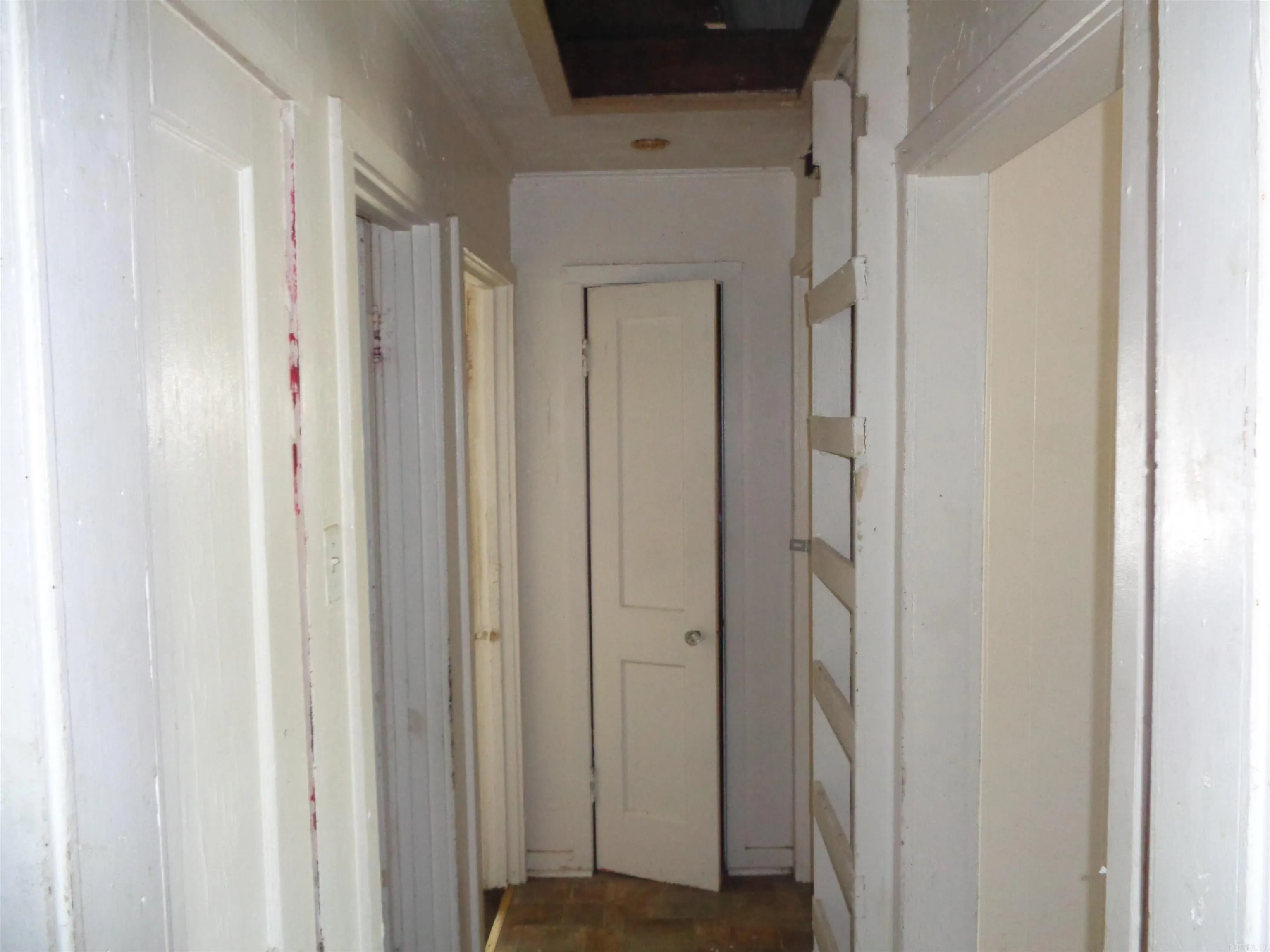 Property at 77  Watson - Image 14