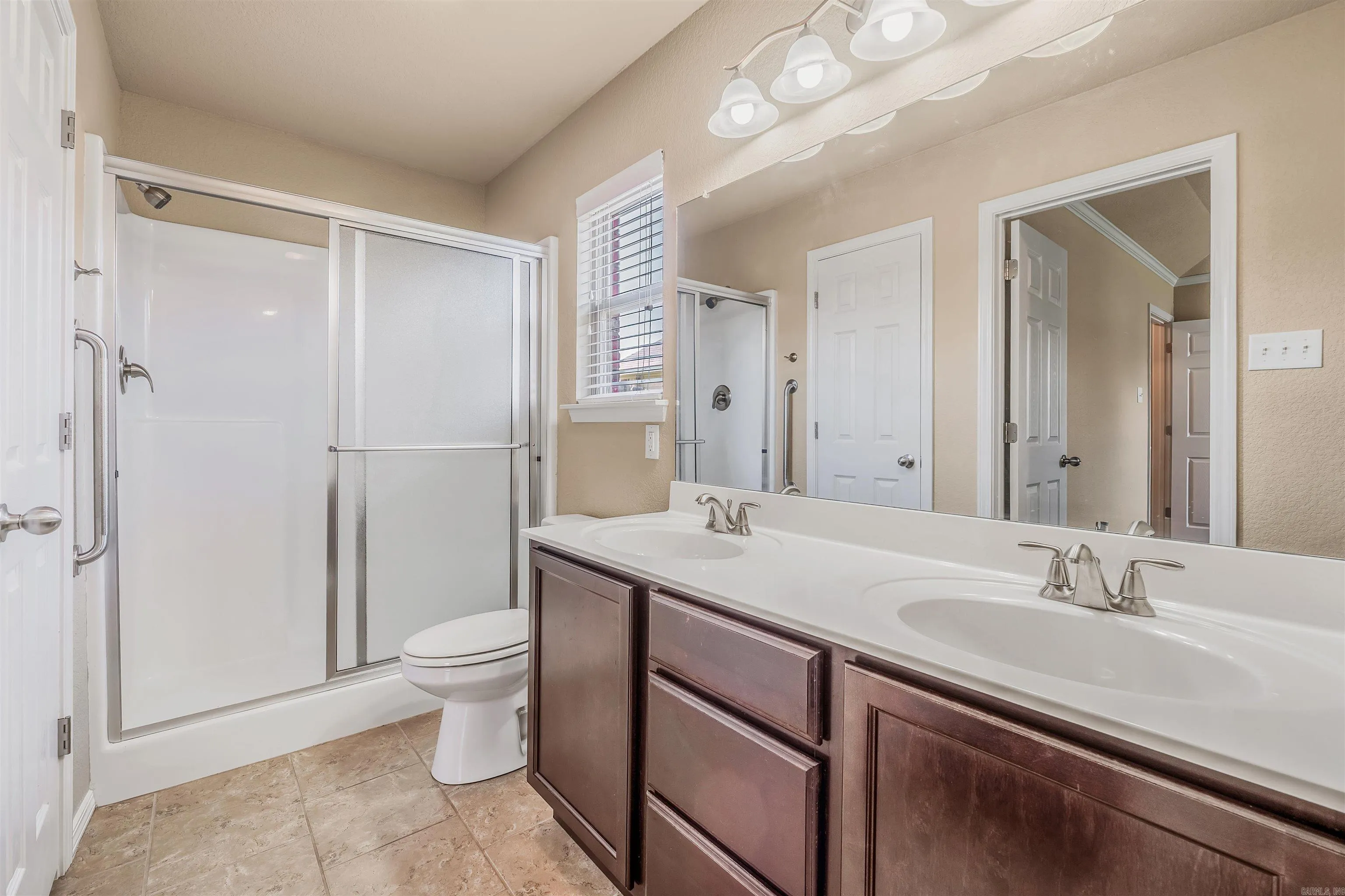 Property at 15  Dunwood - Image 16