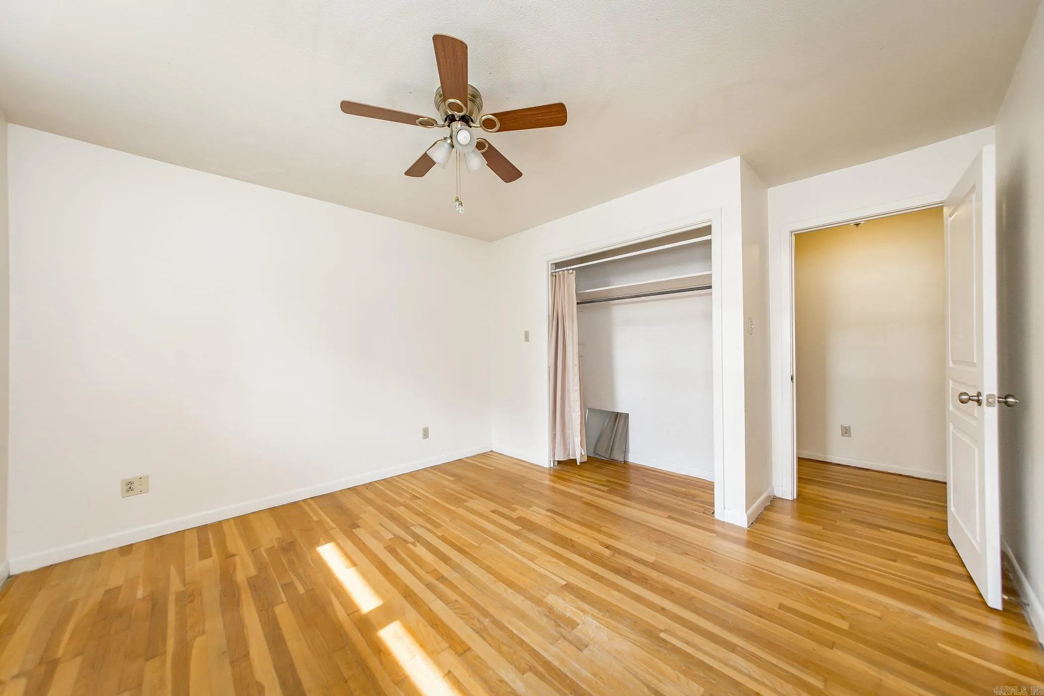 Property at 416  Sunset - Image 17