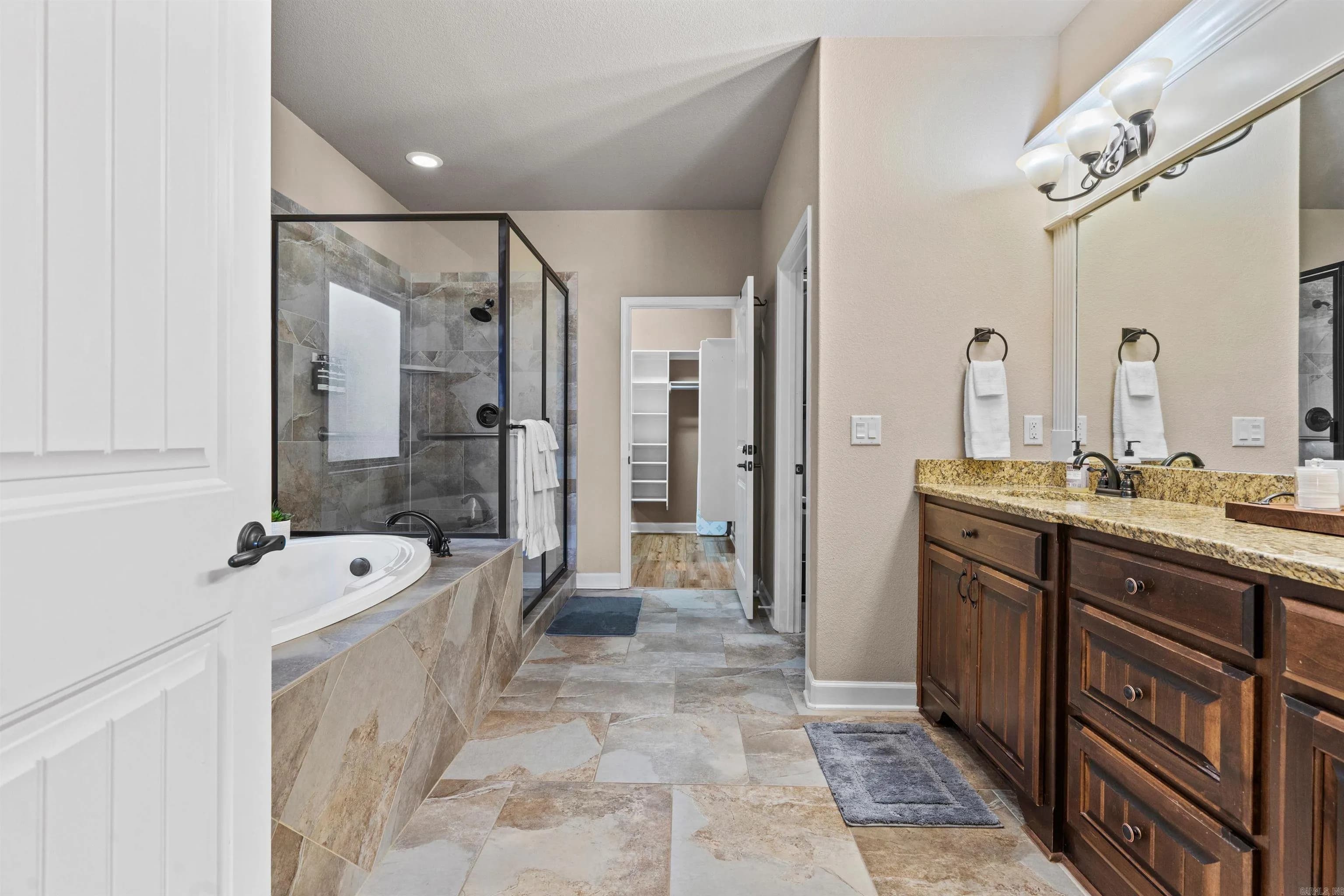 Property at 16  Gloria - Image 24