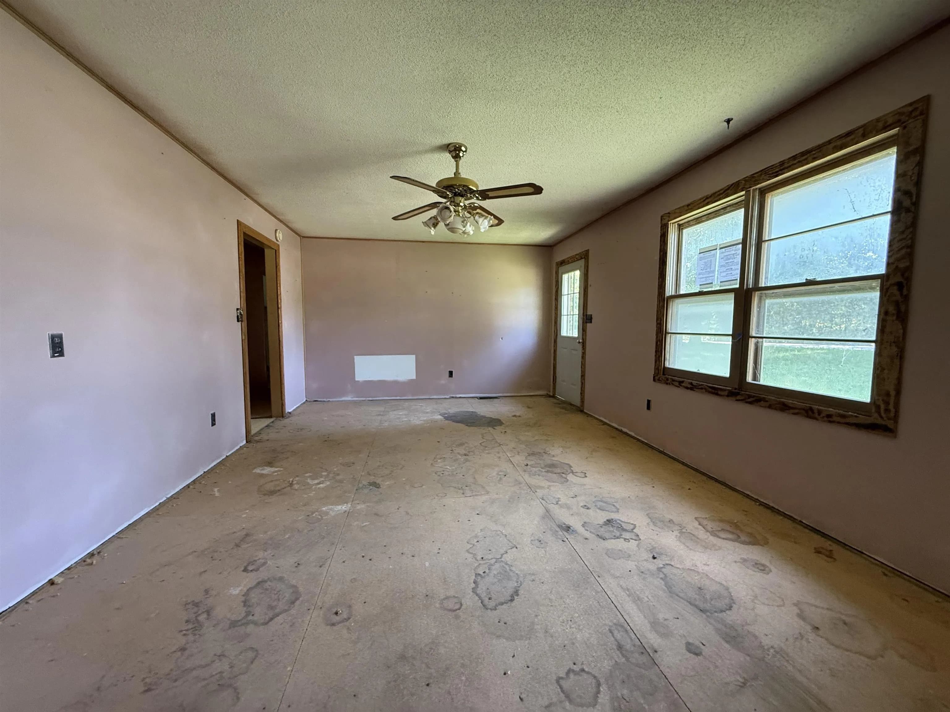 Property at 852  County road 1280 - Image 4