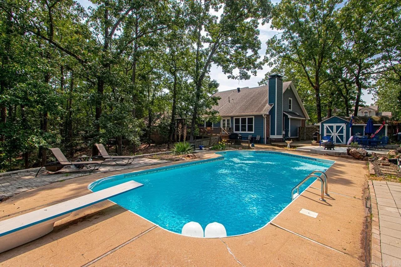 Property at 140  Apple blossom - Image 4