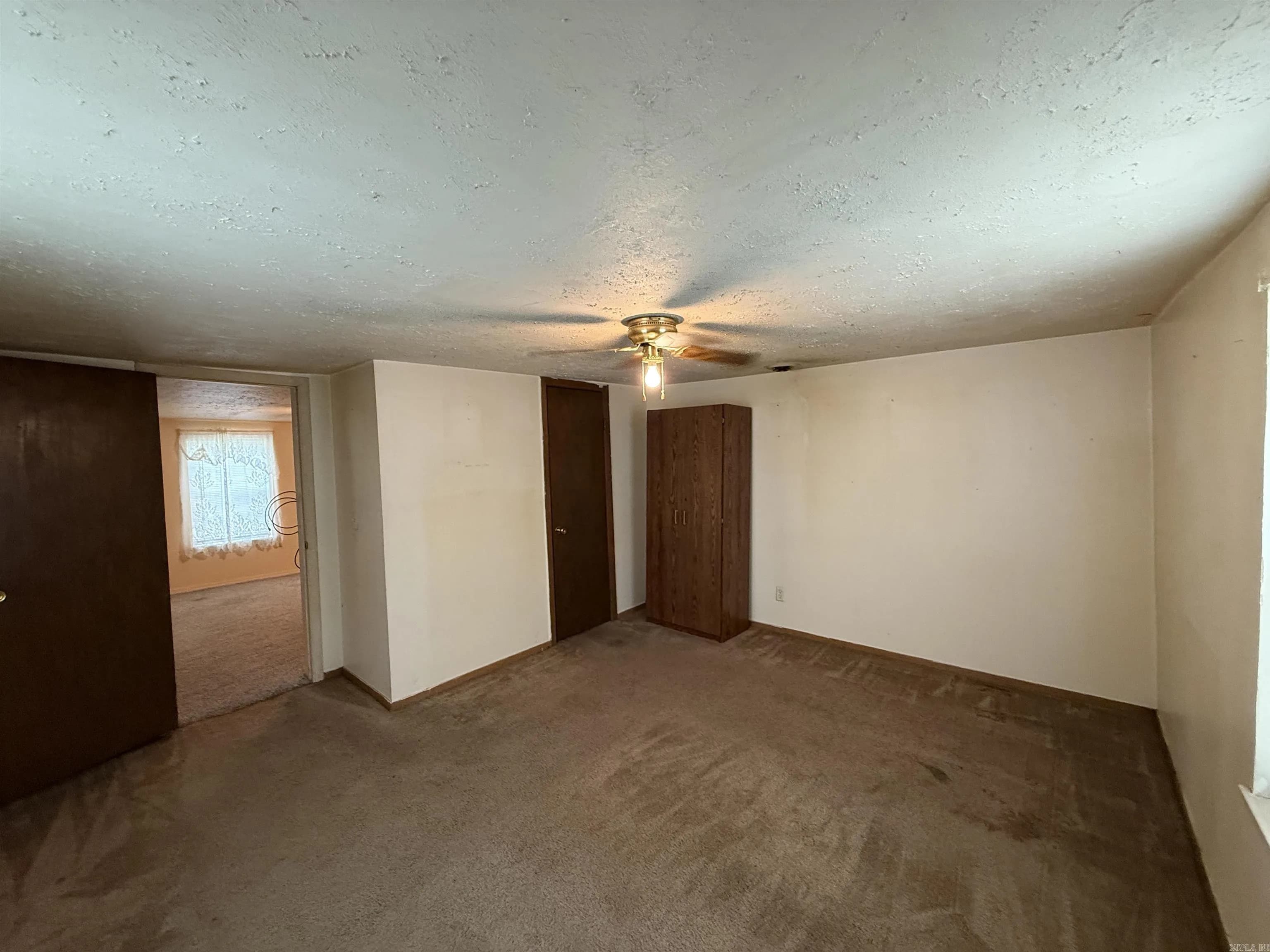Property at 101 N Coffman - Image 14