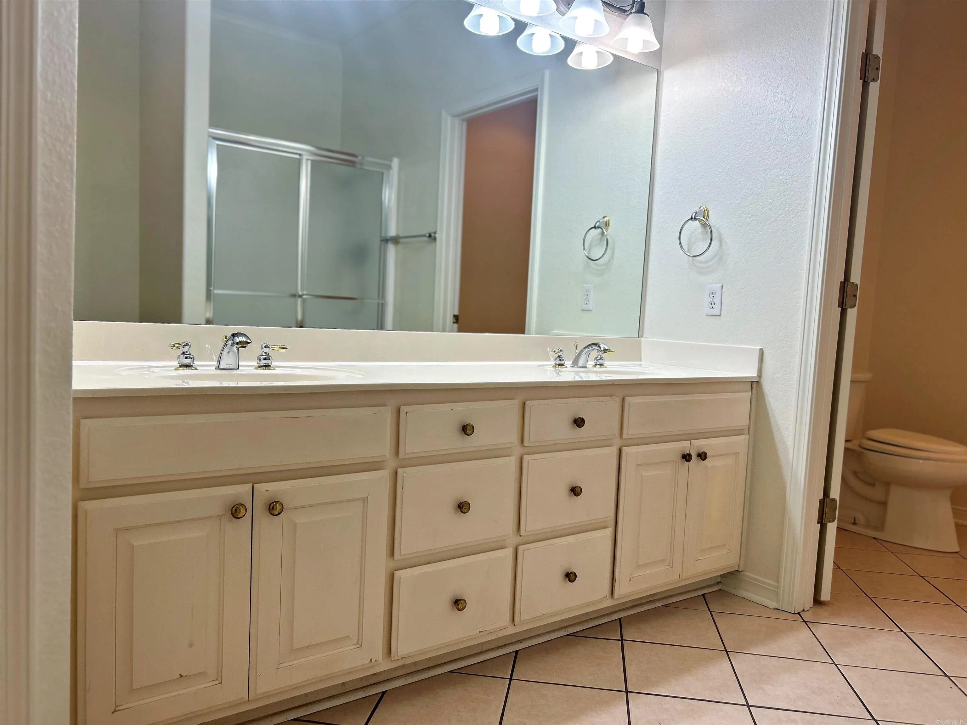 Property at 118  Apple blossom - Image 32
