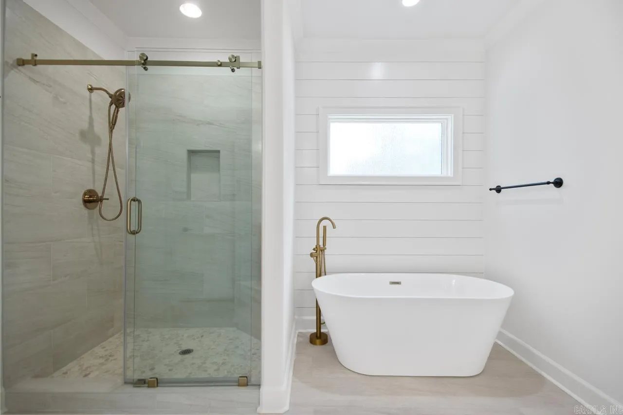 Property at 8348  Sapphire - Image 24