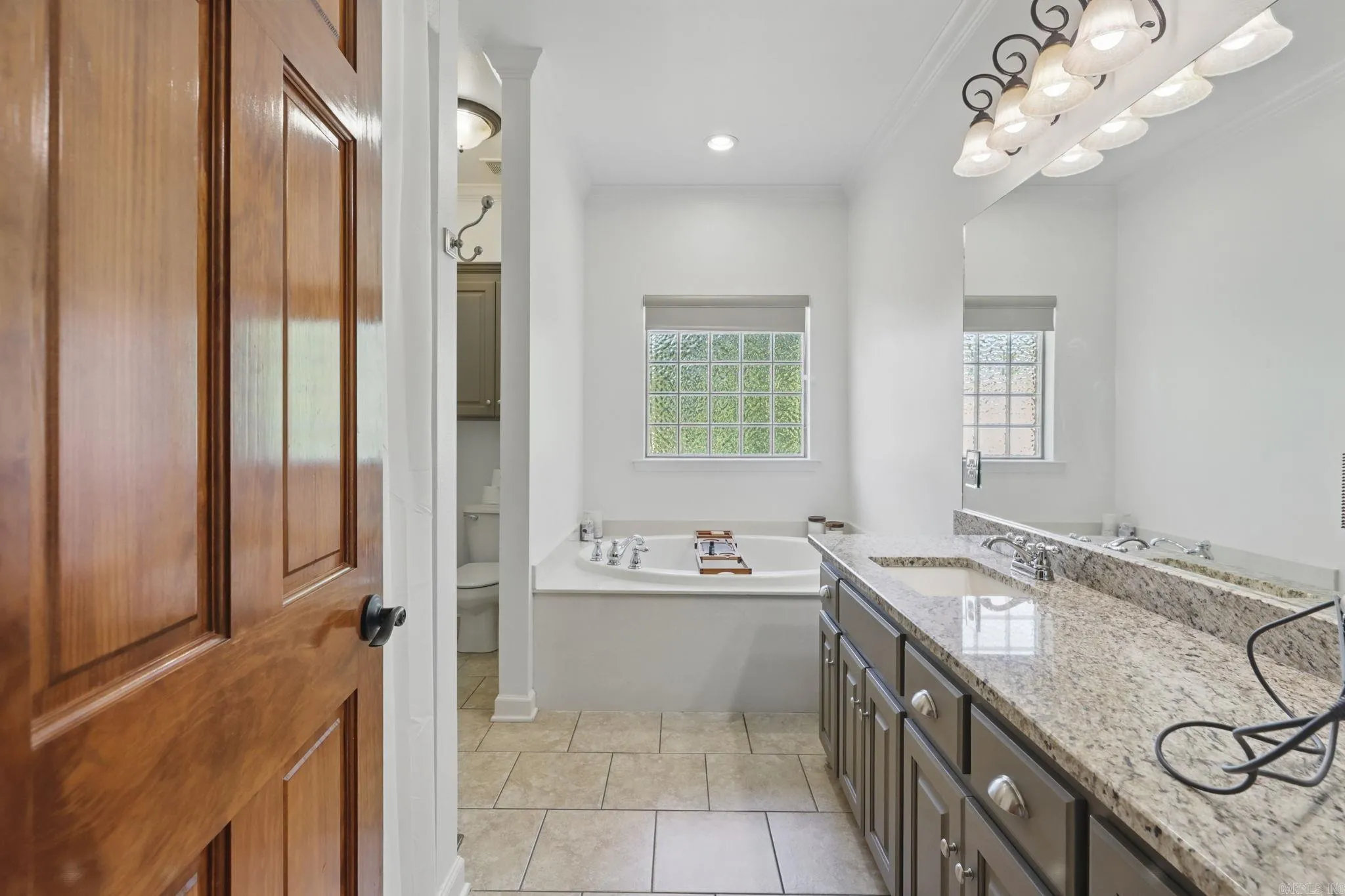 Property at 2716  Juniper - Image 24