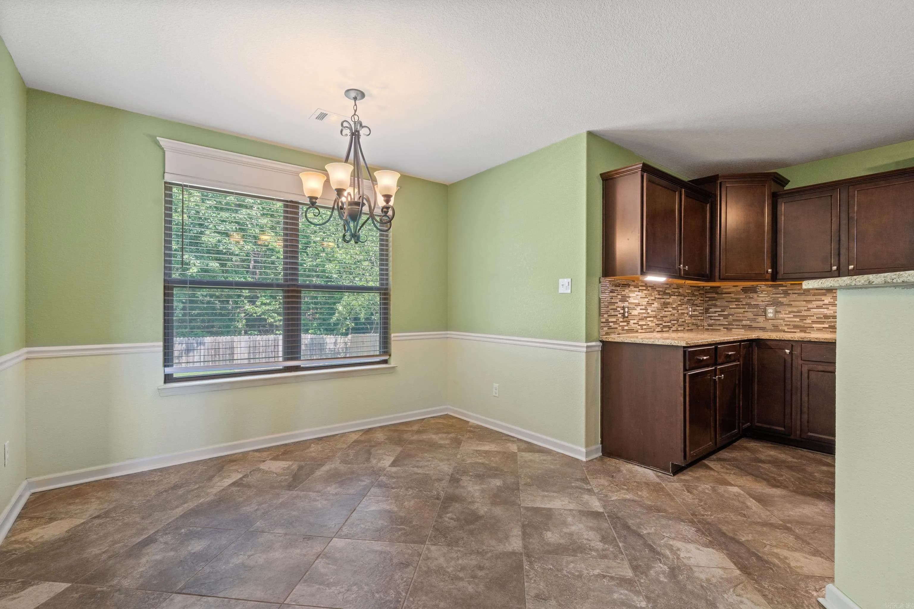 Property at 137  Cambridge - Image 16