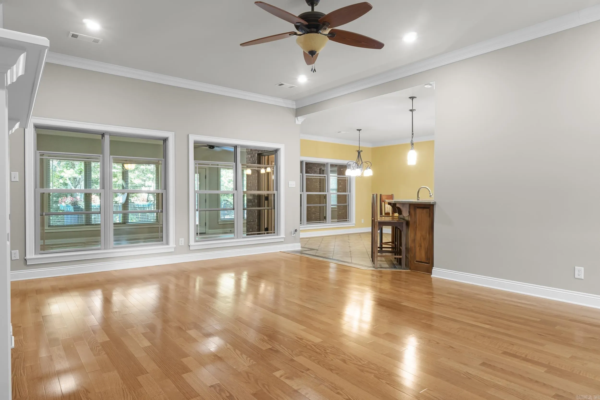 Property at 2205  Vermont - Image 6
