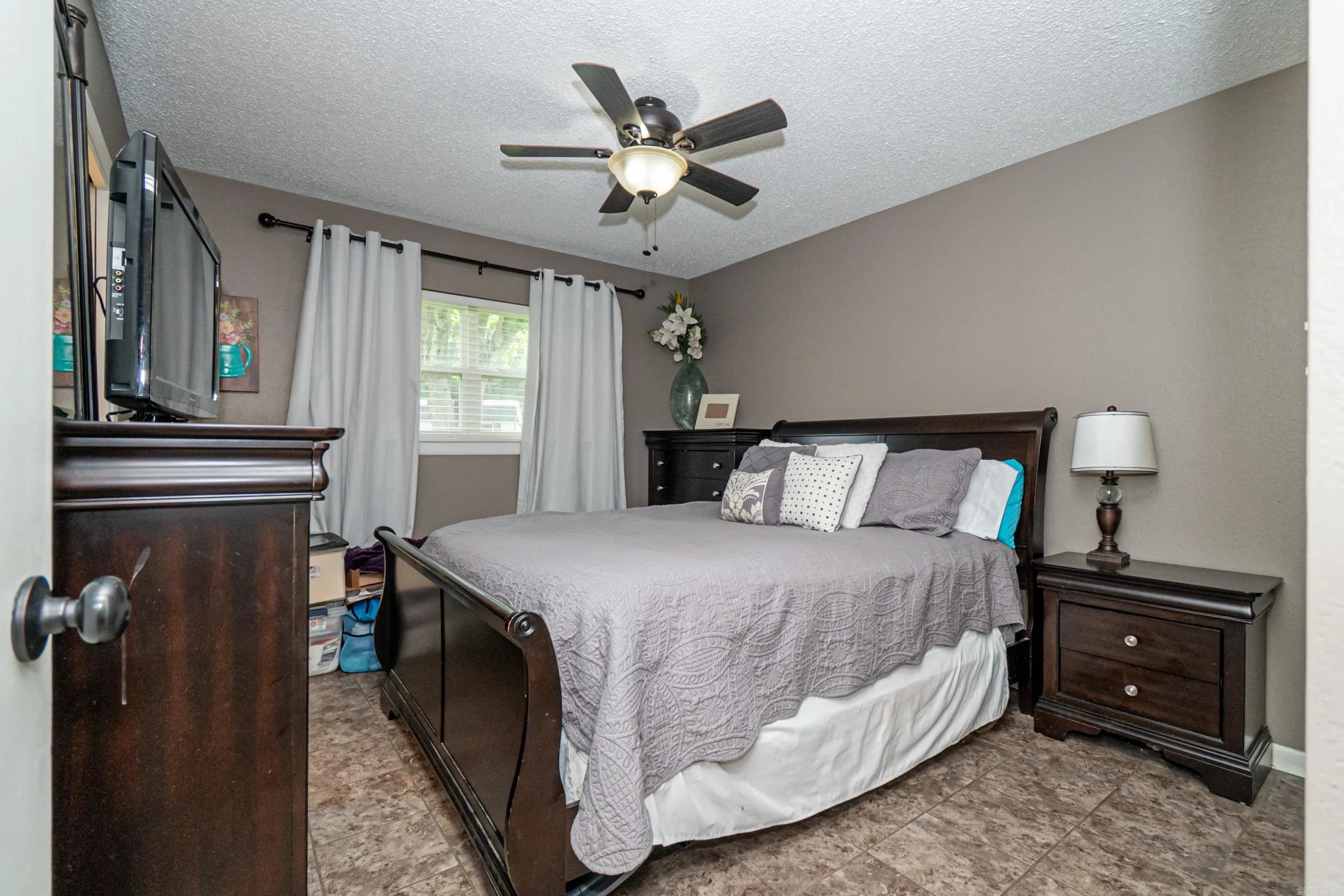 Property at 1020  Binns dr - Image 20