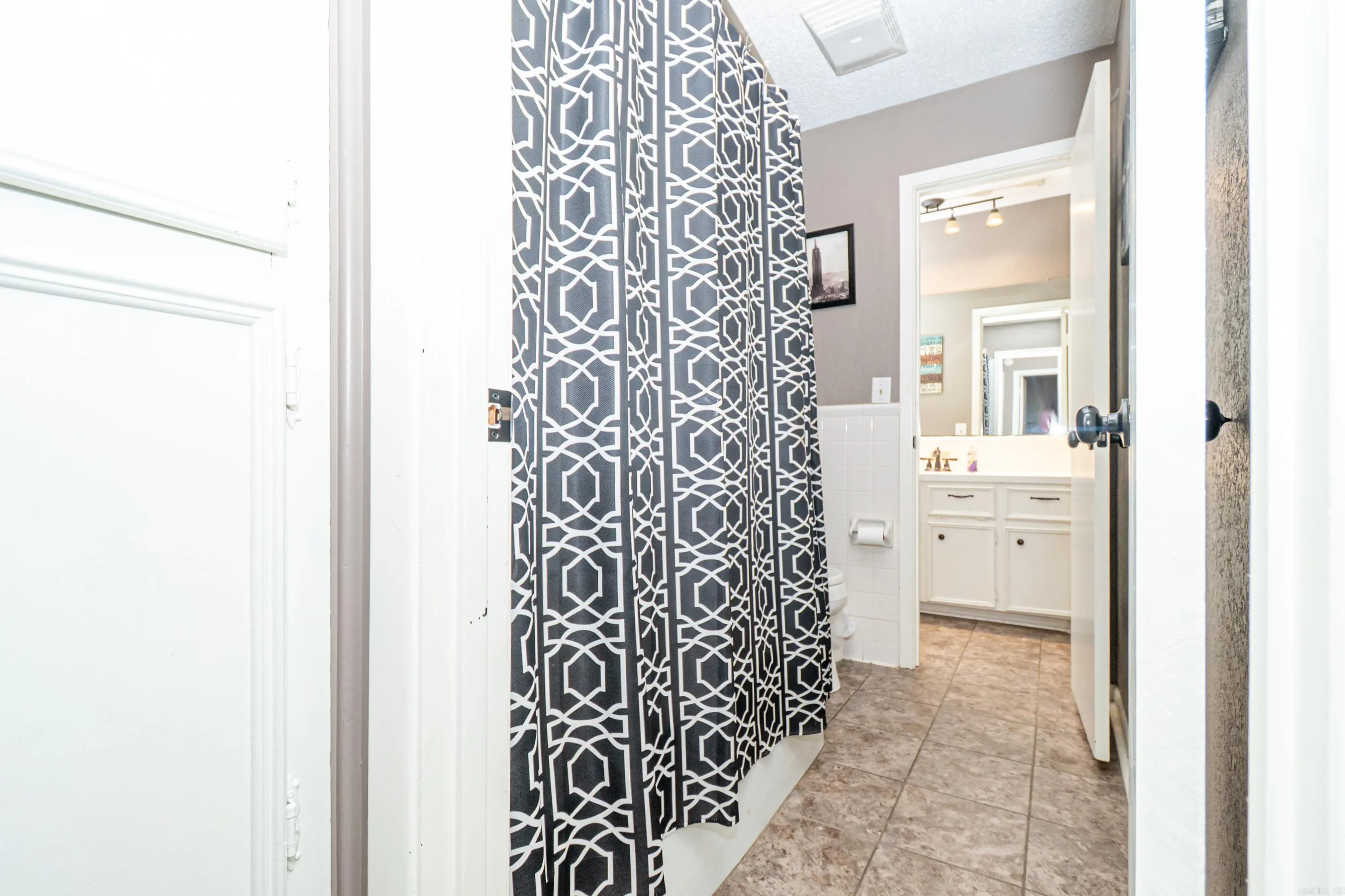 Property at 1020  Binns dr - Image 17