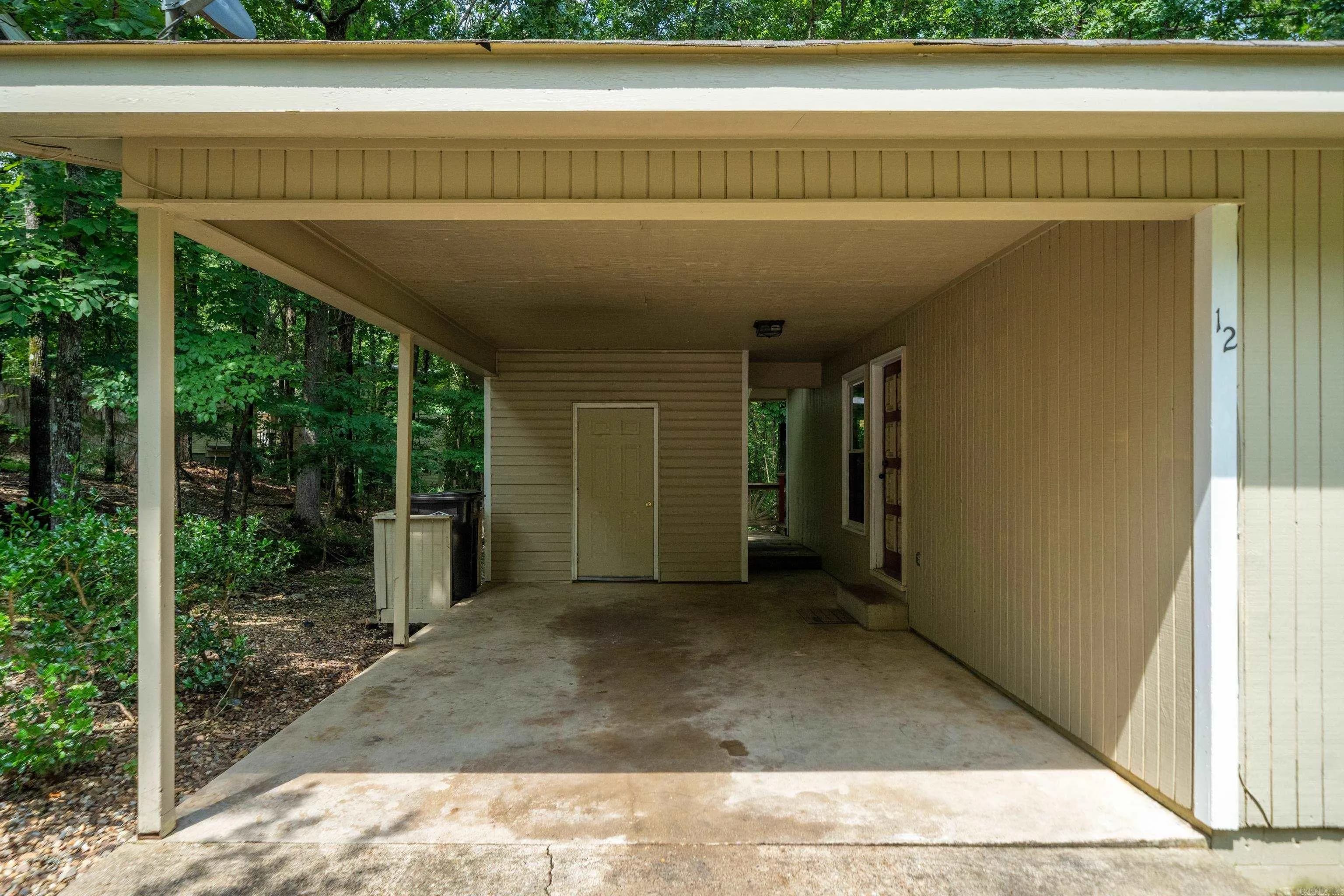 Property at 12  Segovia - Image 32