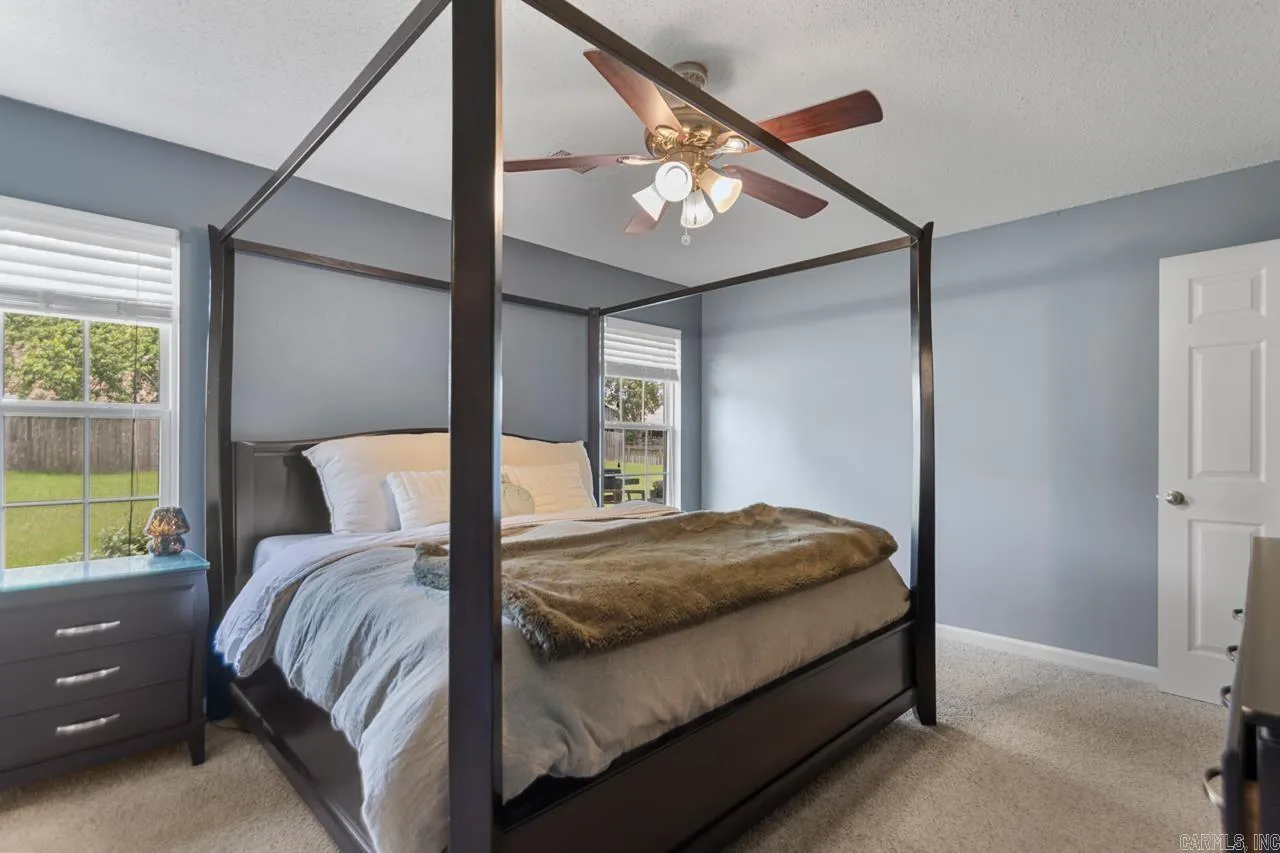 Property at 101  Willow point - Image 21