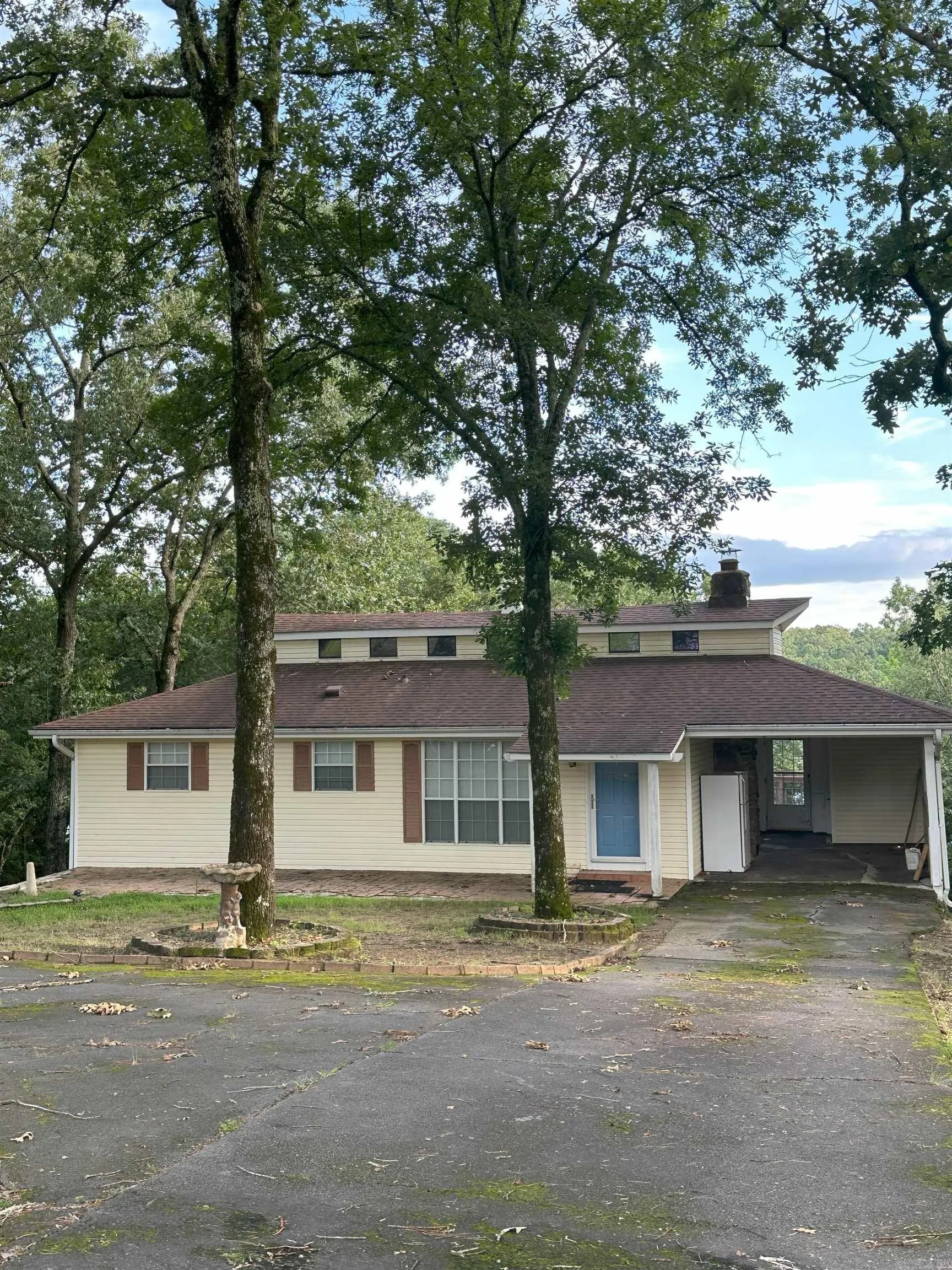 Property at 900  Davidson - Image 36