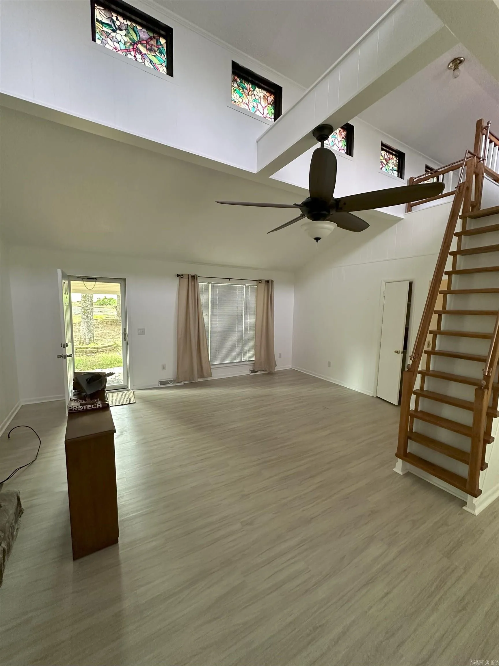 Property at 900  Davidson - Image 35