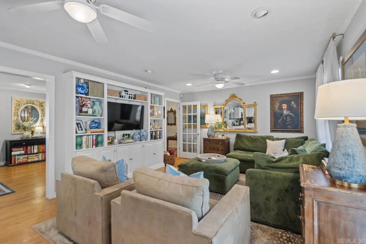 Property at 7123 W Markham street - Image 13