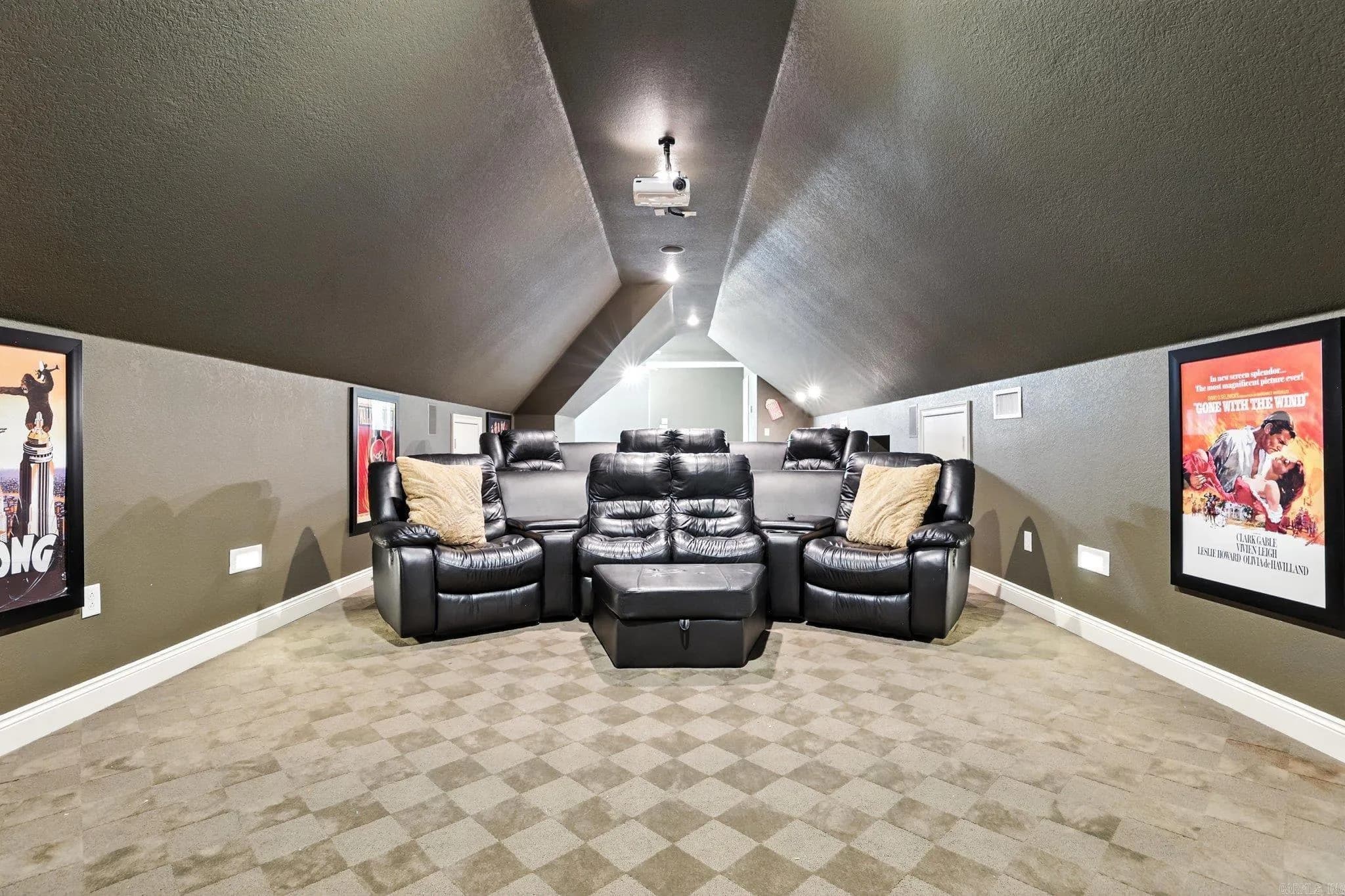 Property at 303  Duren - Image 36