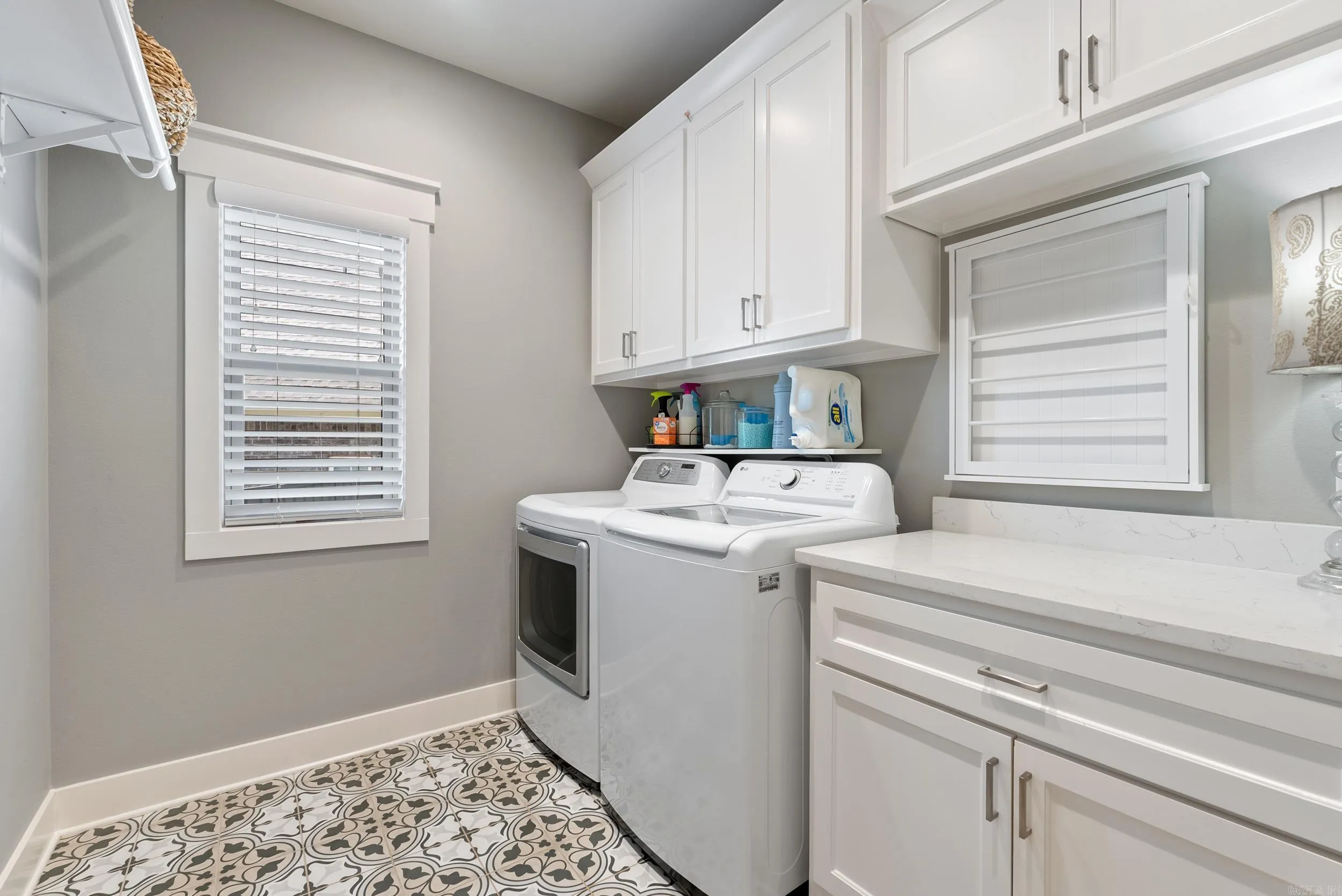 Property at 2690  Overcup - Image 17