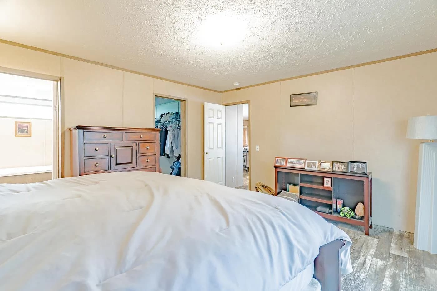 Property at 284  Sycamore - Image 15