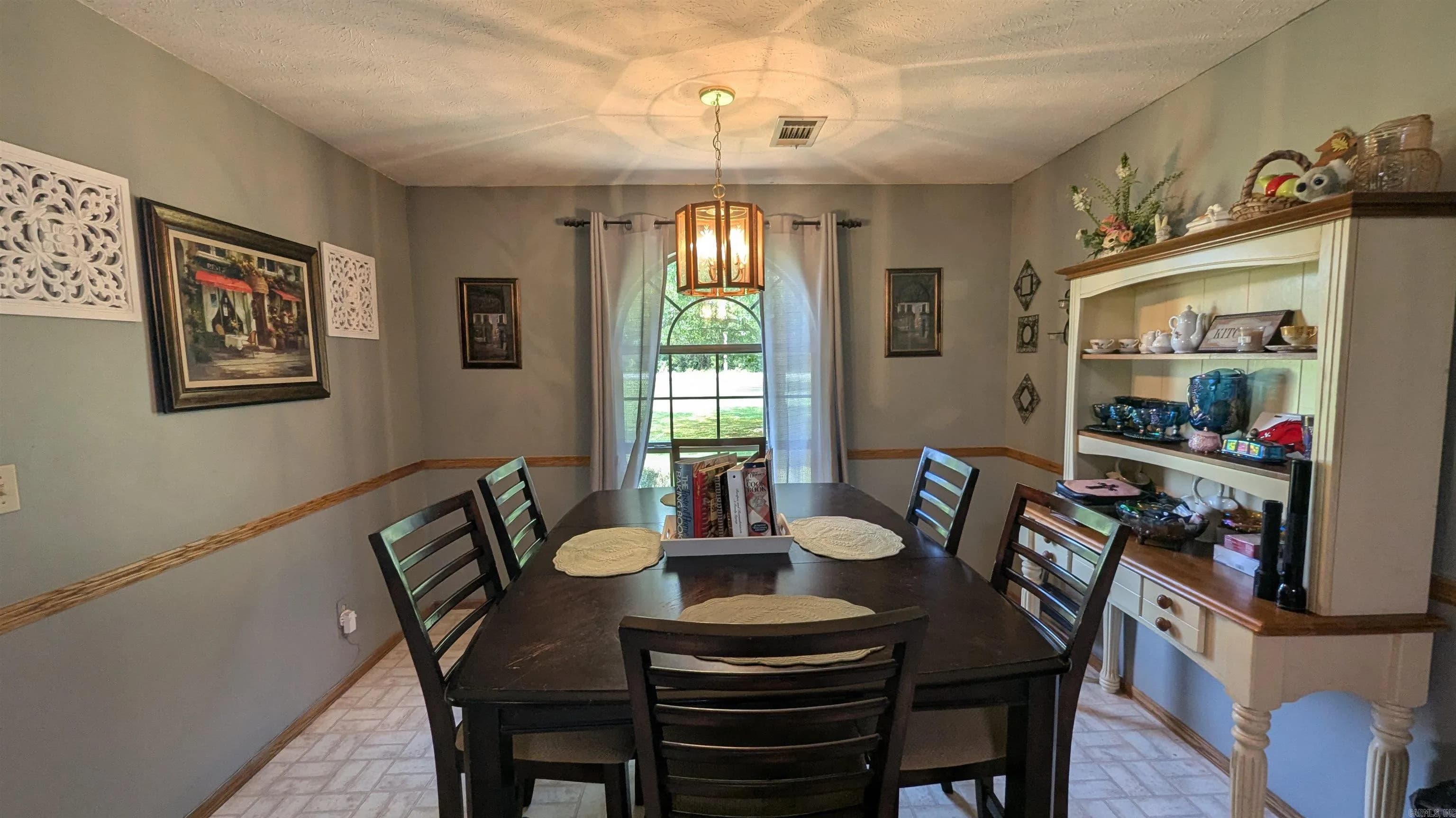 Property at 1038  Velvet ridge - Image 9