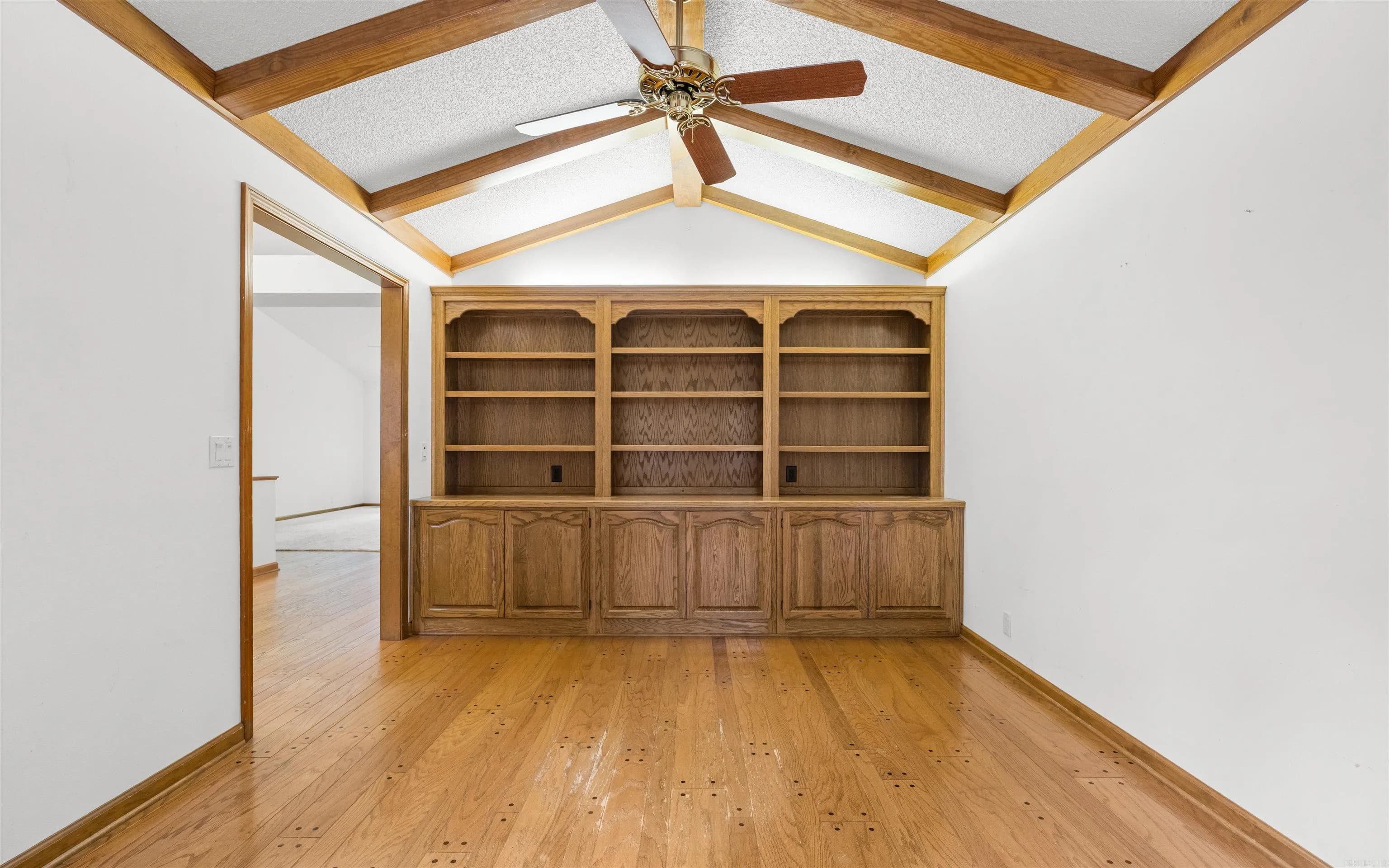 Property at 13  Delavega - Image 8