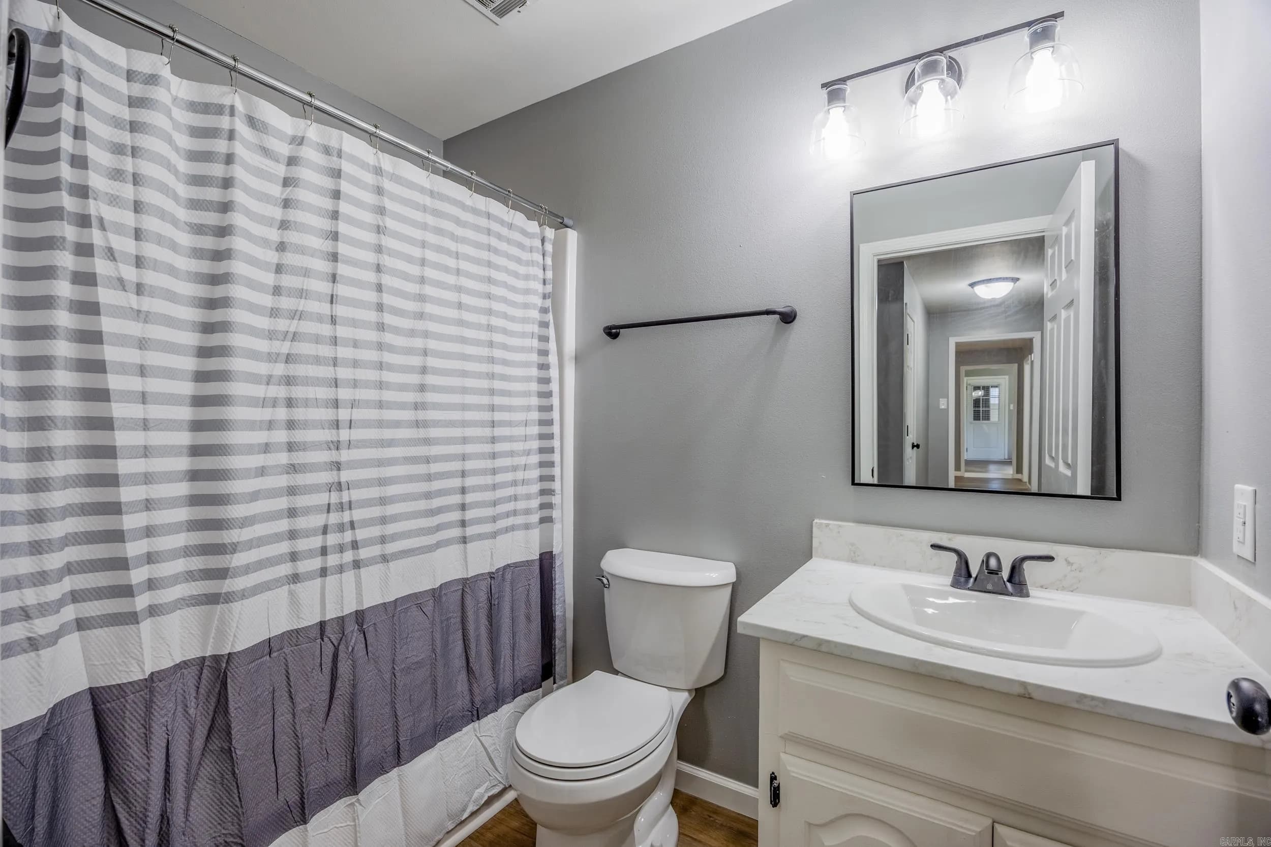 Property at 7  Live oak - Image 37