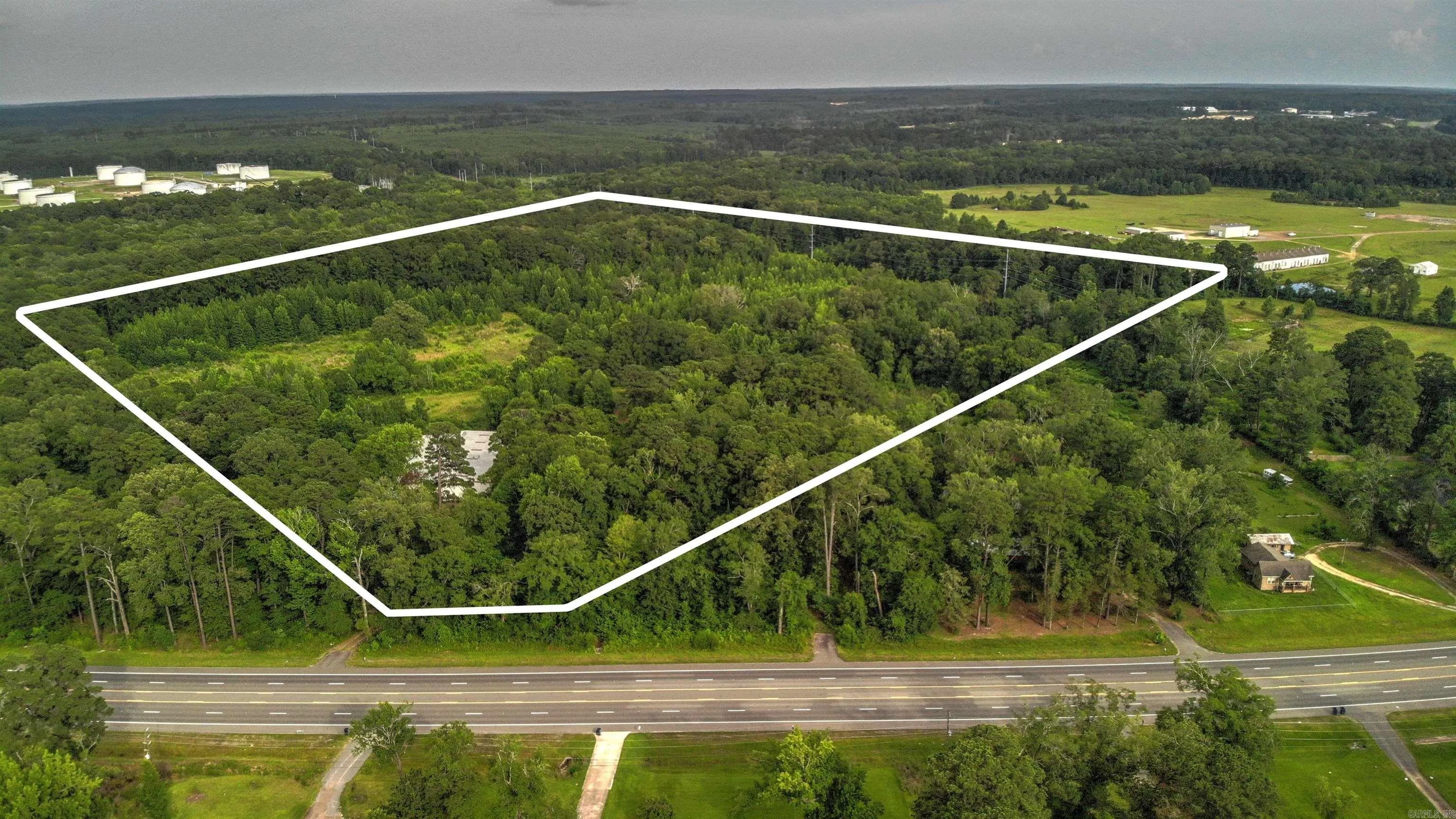 Property at Calion highway - Image 5