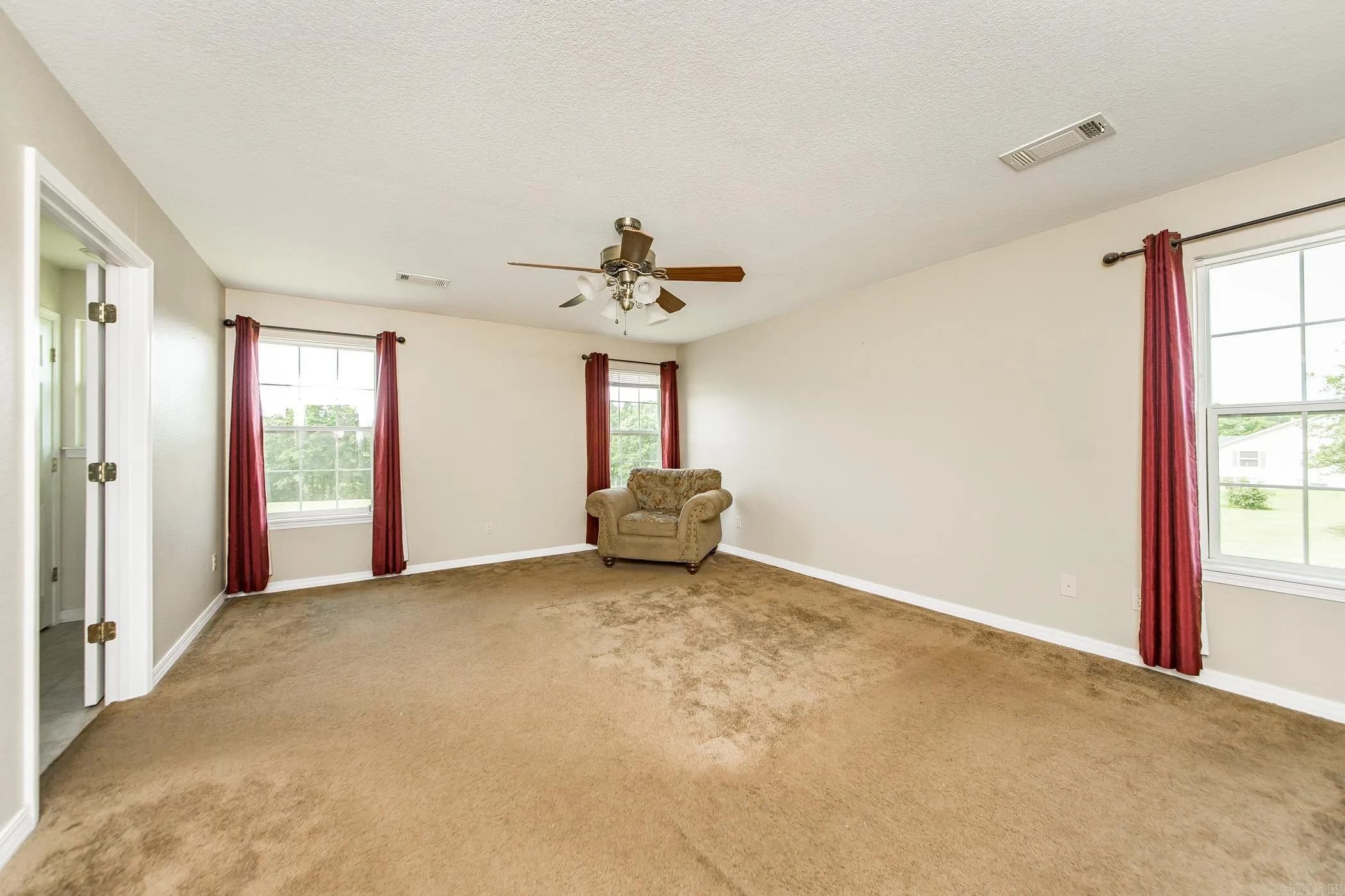 Property at 261  Pin oak - Image 24