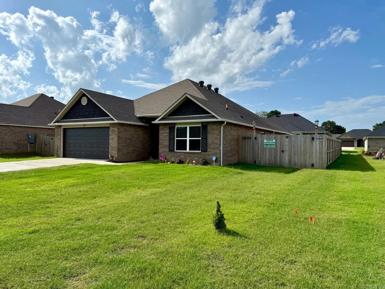 Property at 1211  Springvine - Image 2