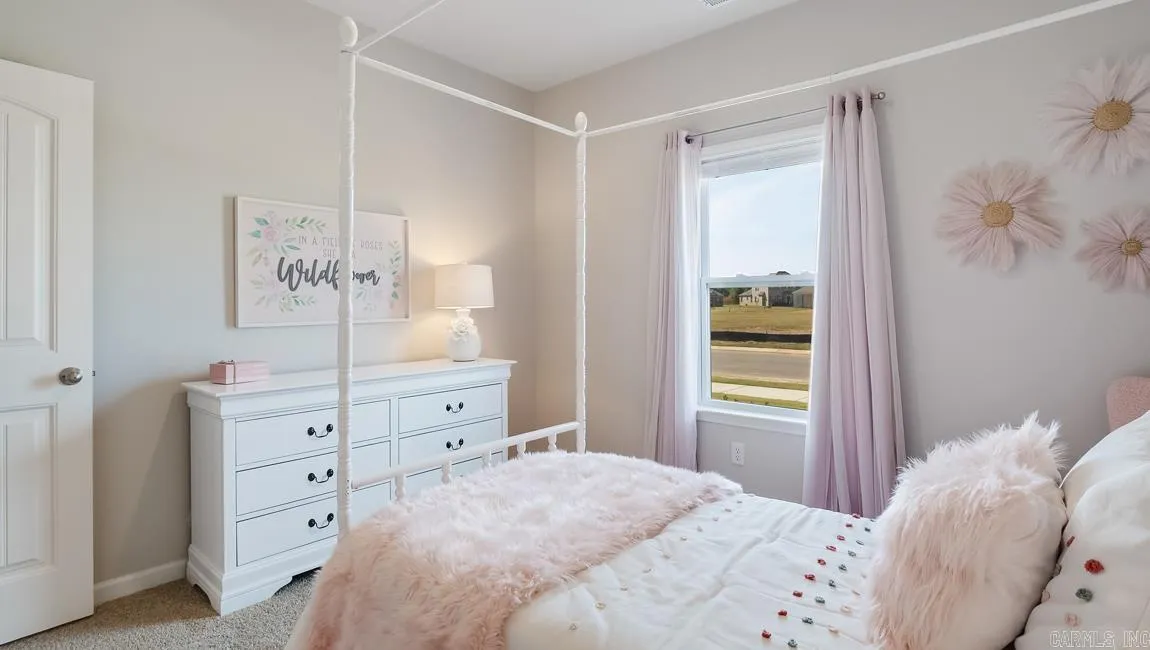 Property at 813  Jaxon - Image 5