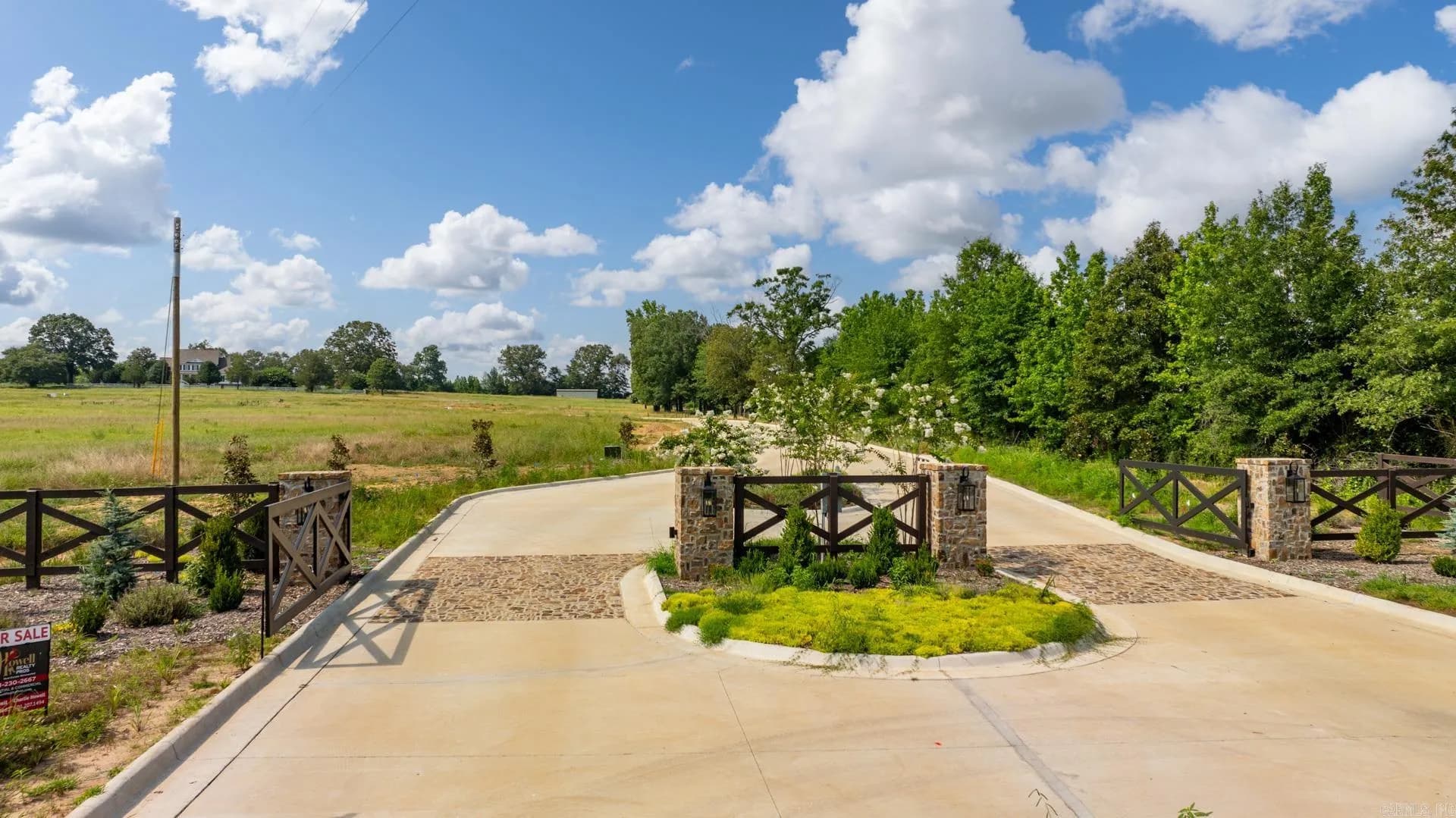 Property at 5  Cedar - Image 2