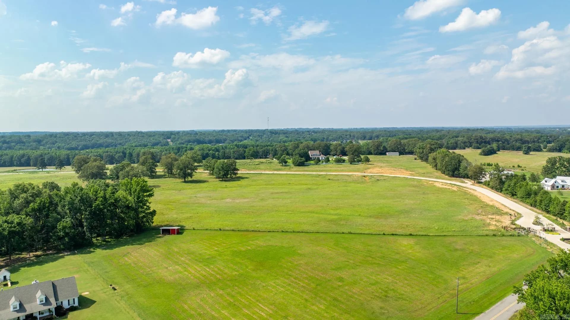 Property at 17  Cedar - Image 4