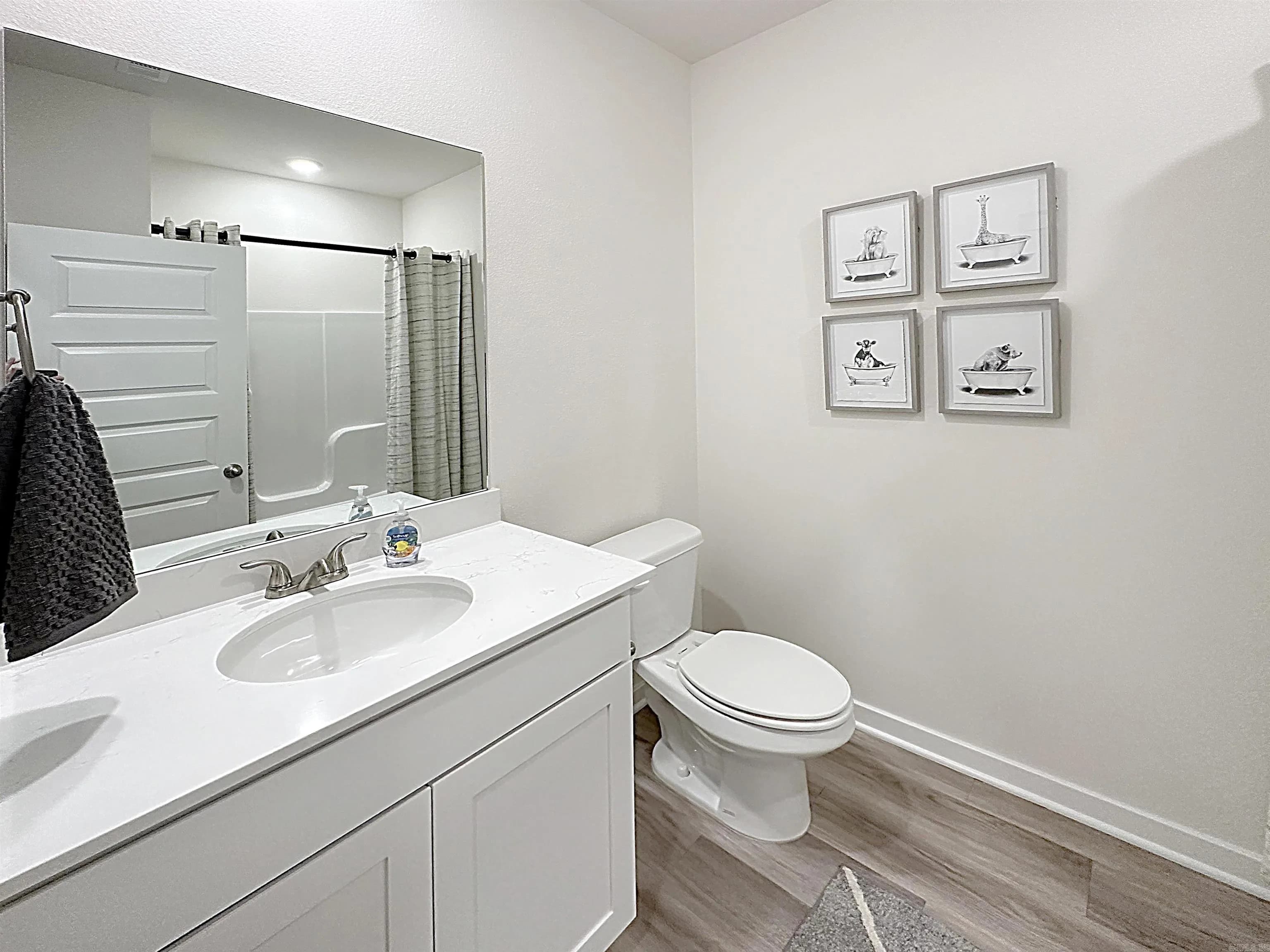 Property at 10501  Leyland - Image 7