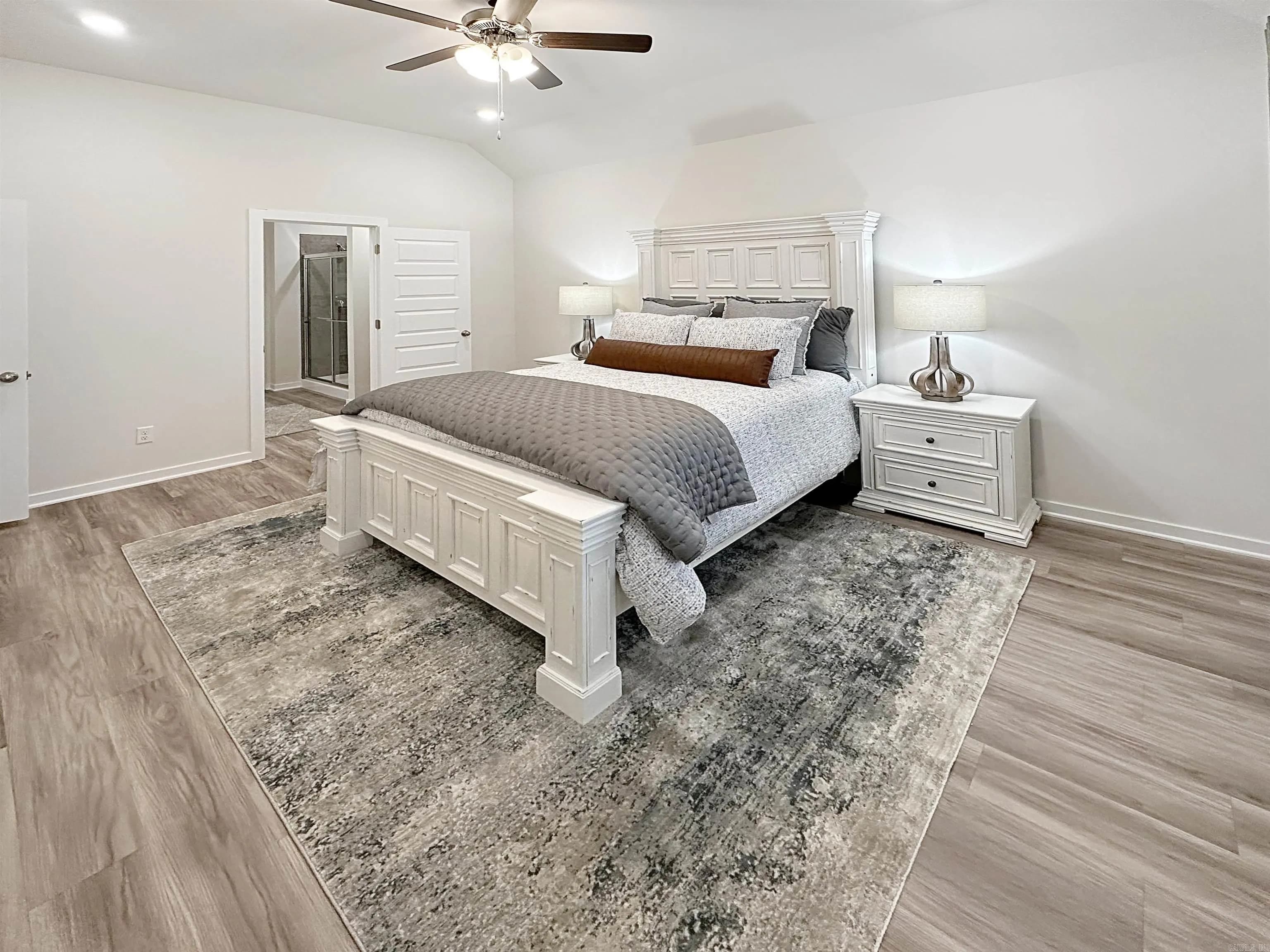 Property at 10501  Leyland - Image 11