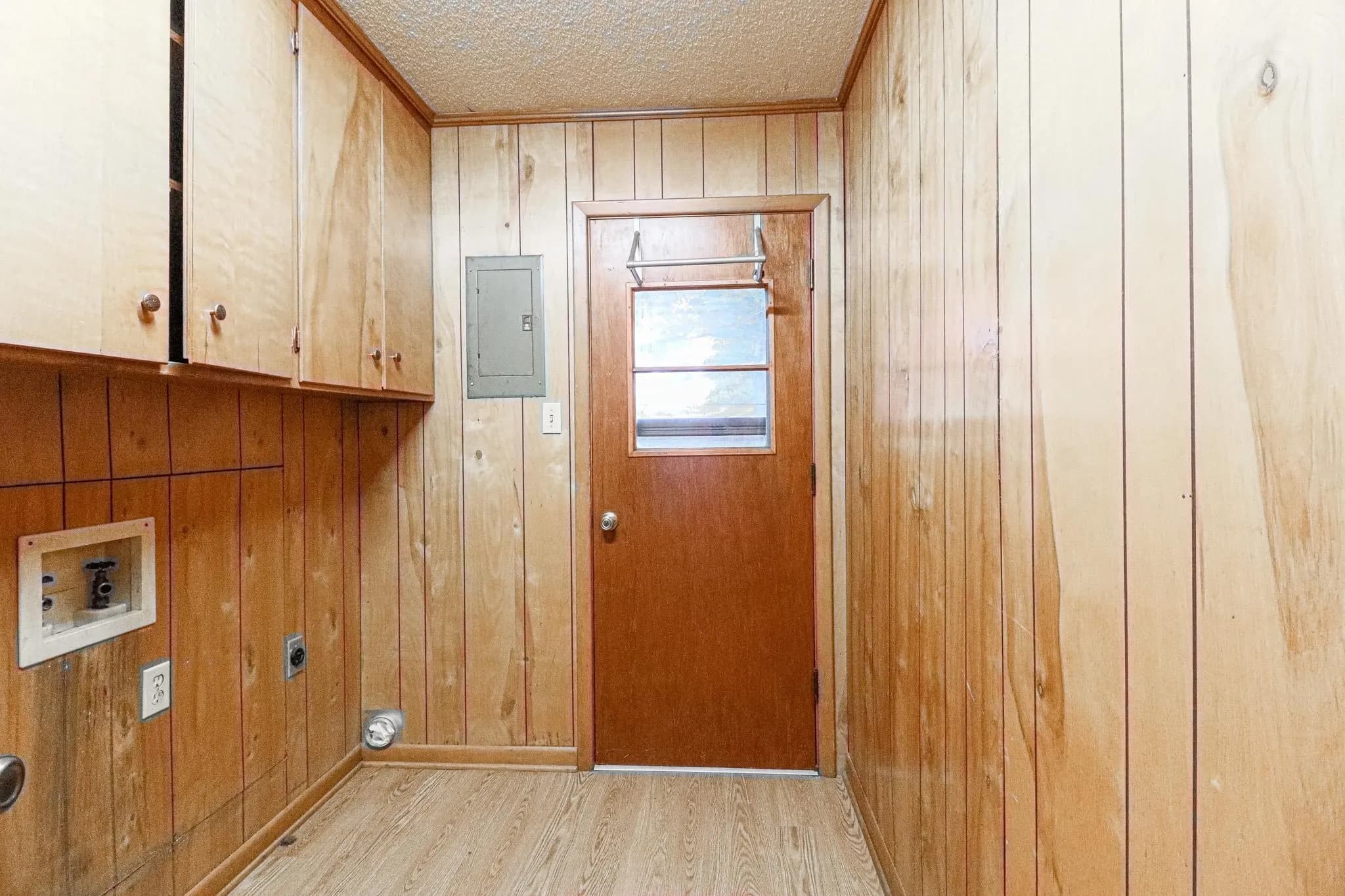 Property at 2129  Bridger - Image 28