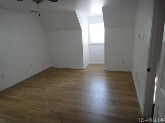 Property at 311  Live oak - Image 21