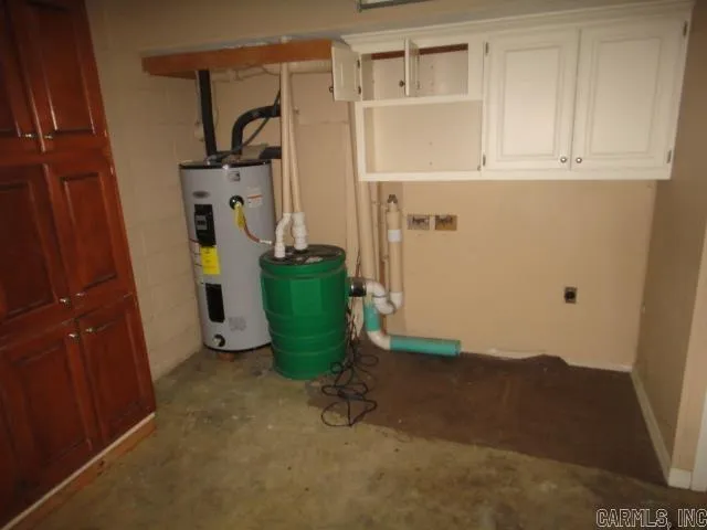 Property at 311  Live oak - Image 25