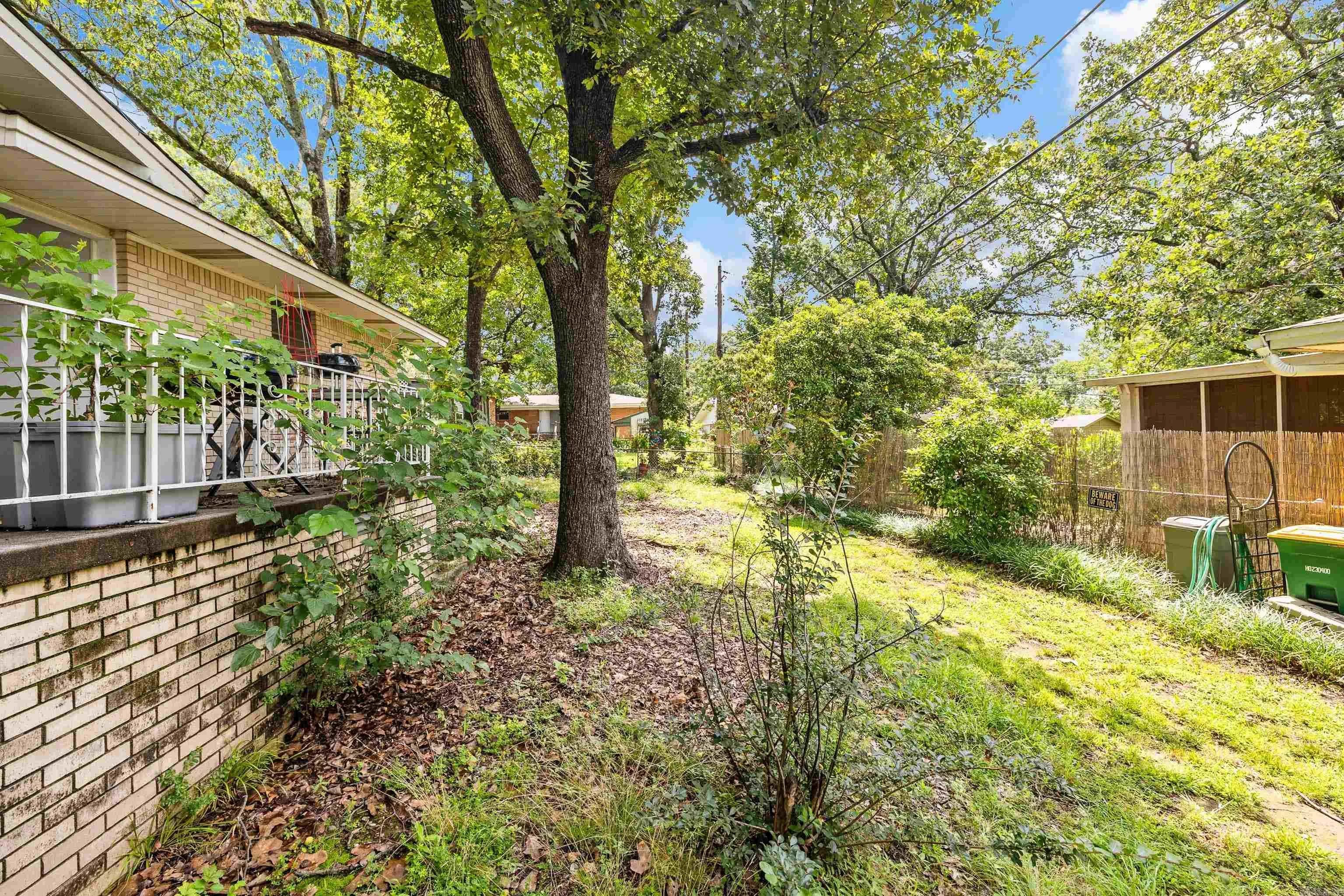 Property at 100 E Scenic - Image 27