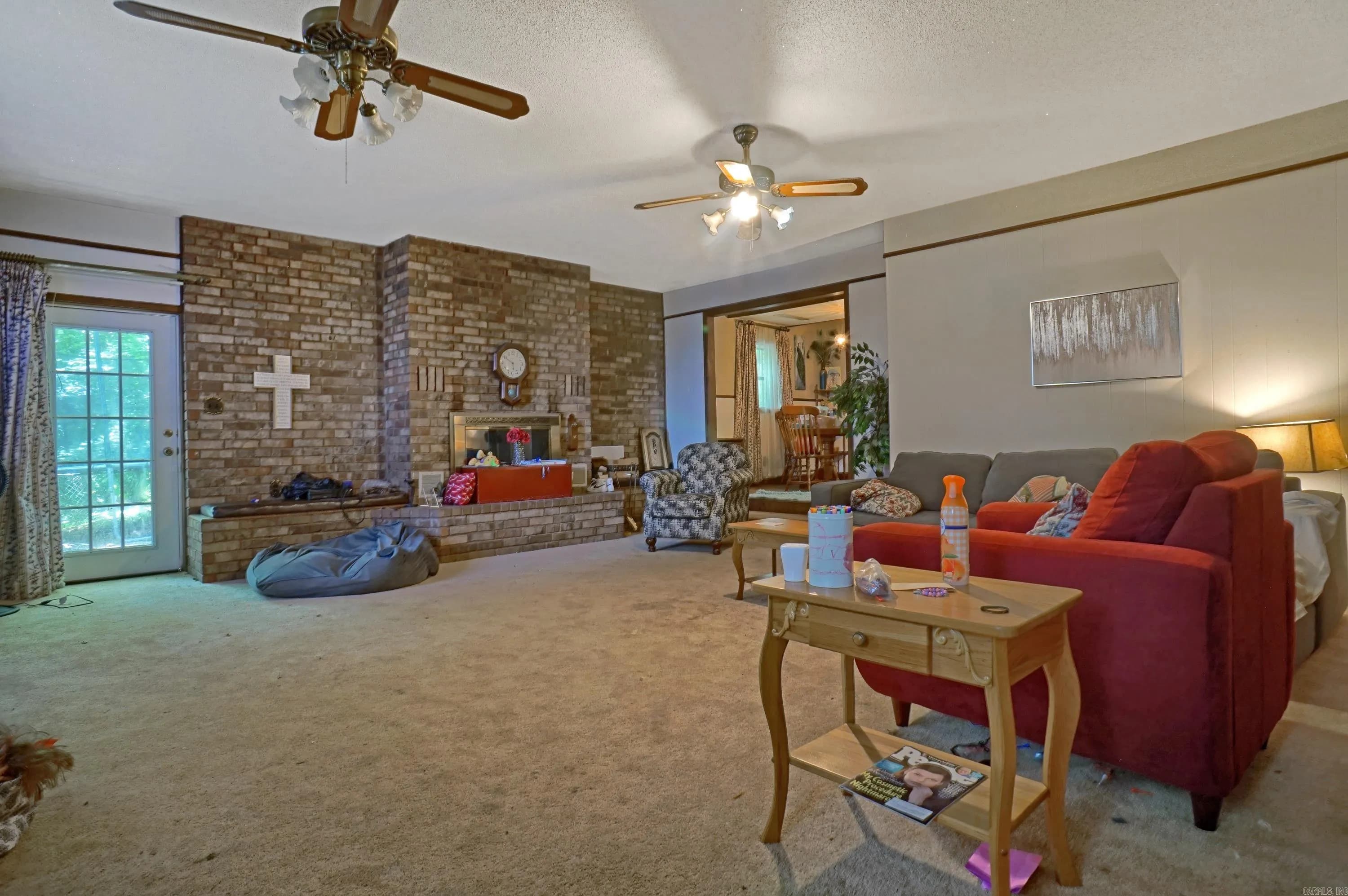 Property at 918 S Inglewood - Image 9