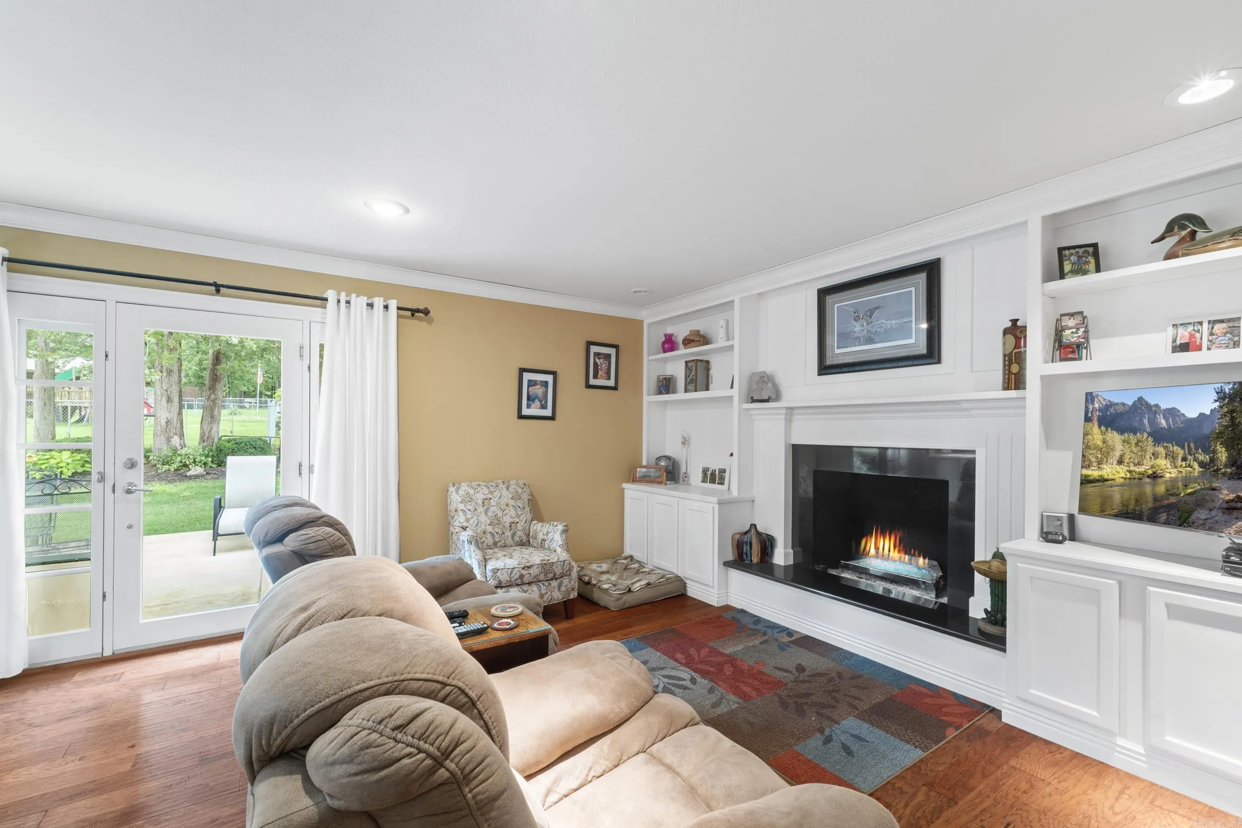 Property at 209  S kingswood drive - Image 25
