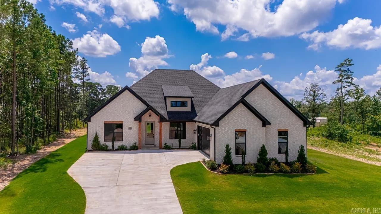 Property at 216  Middleton place - Image 44