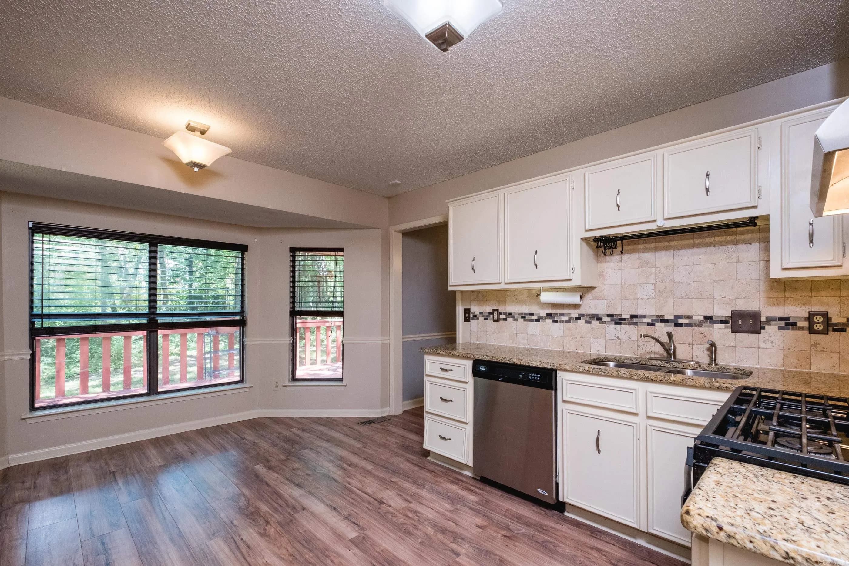 Property at 13222  White fir - Image 16