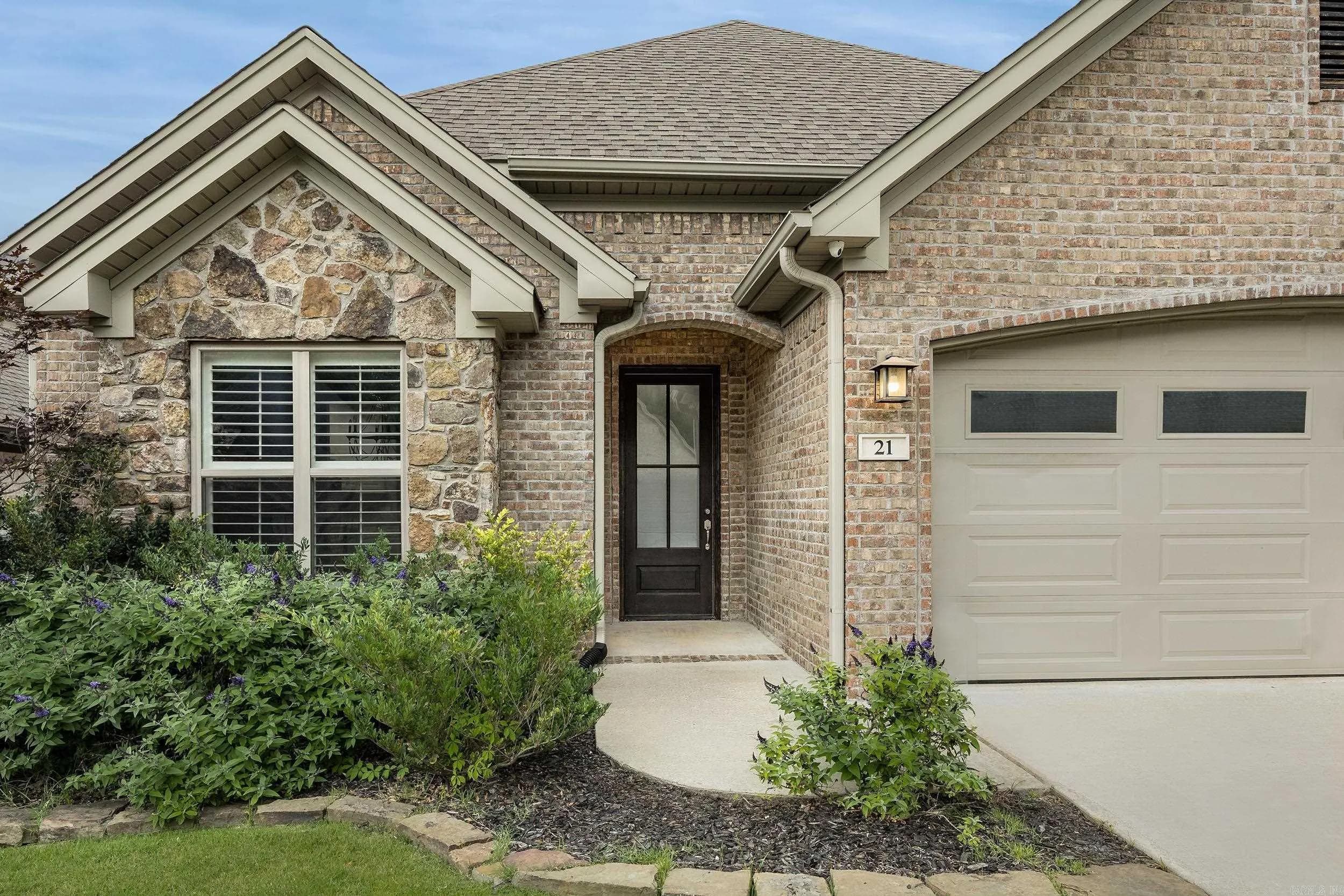 Property at 21  Piper - Image 43