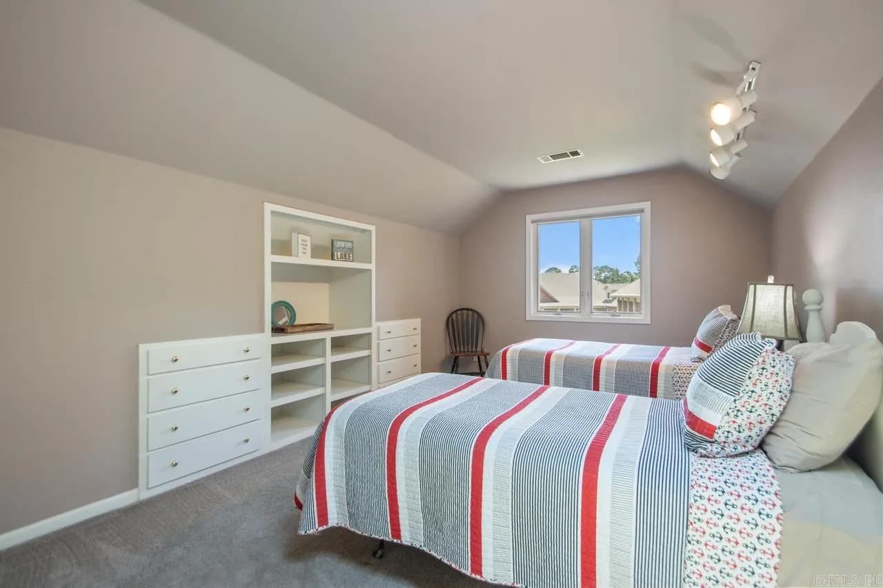 Property at 56  Stonegate shores - Image 26