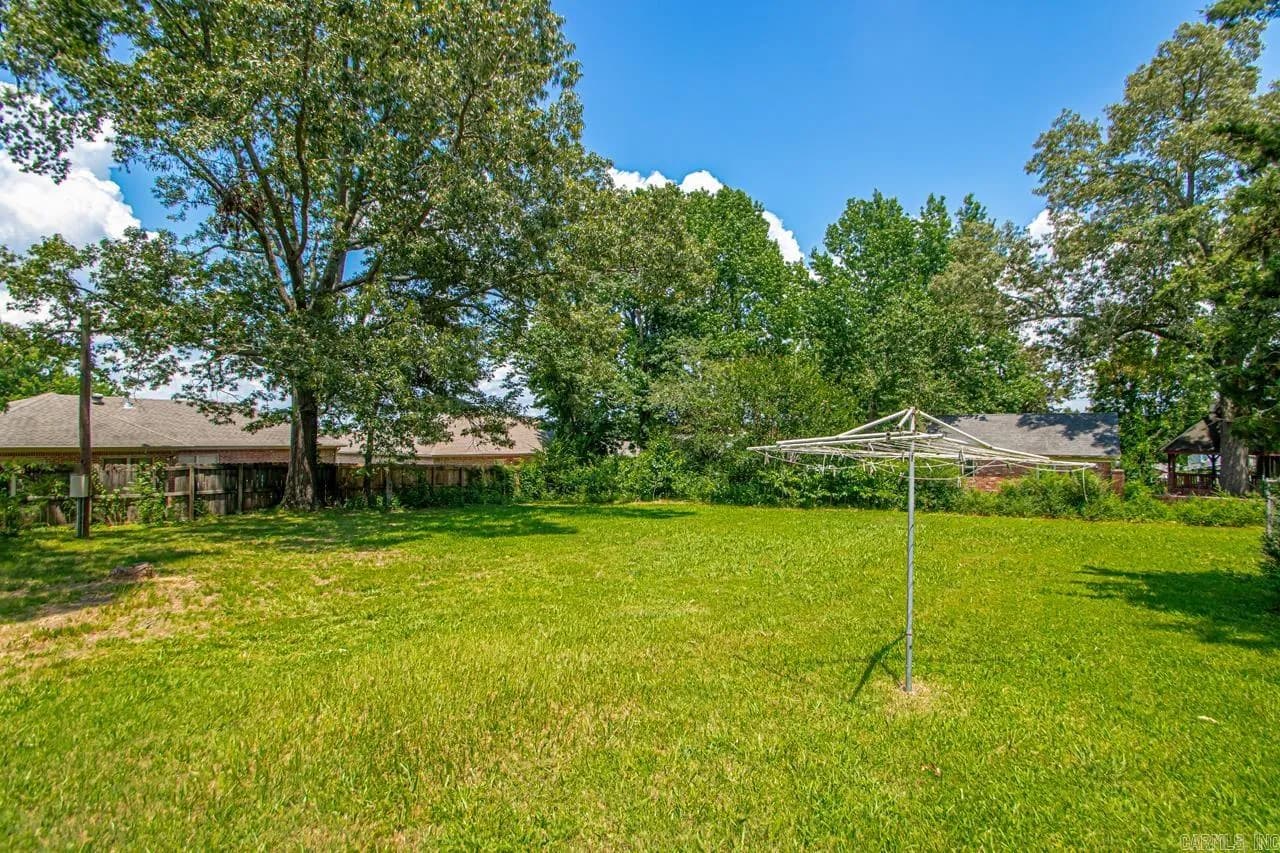 Property at 5008  Madison - Image 37