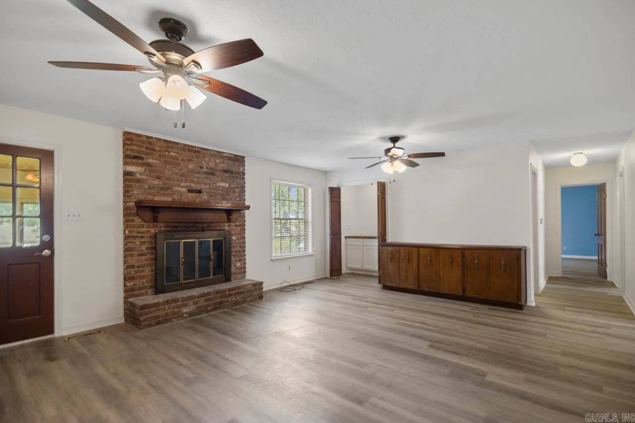 Property at 5008  Madison - Image 16