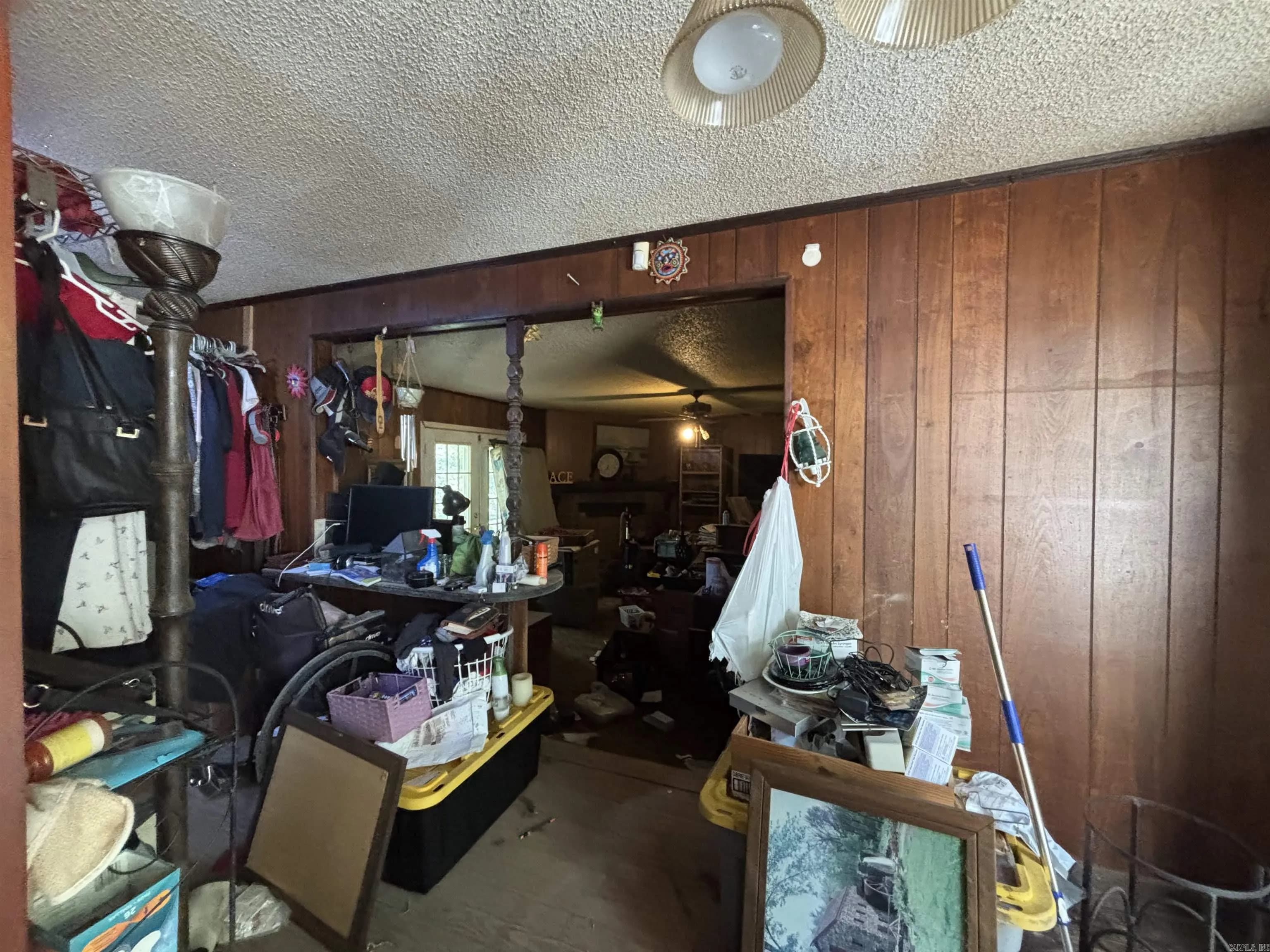 Property at 9105  Sunset - Image 8