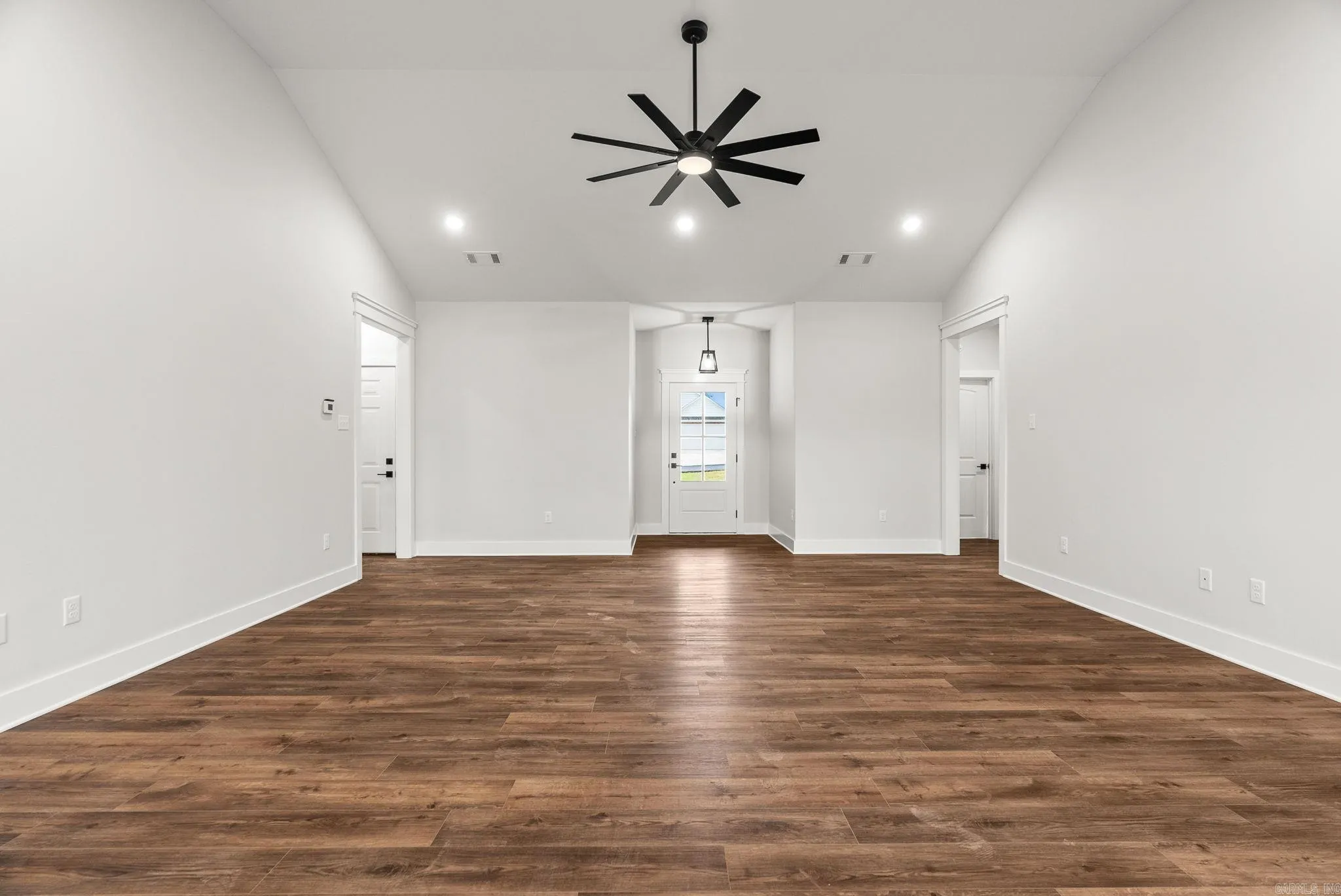 Property at 8  High point drive - Image 6